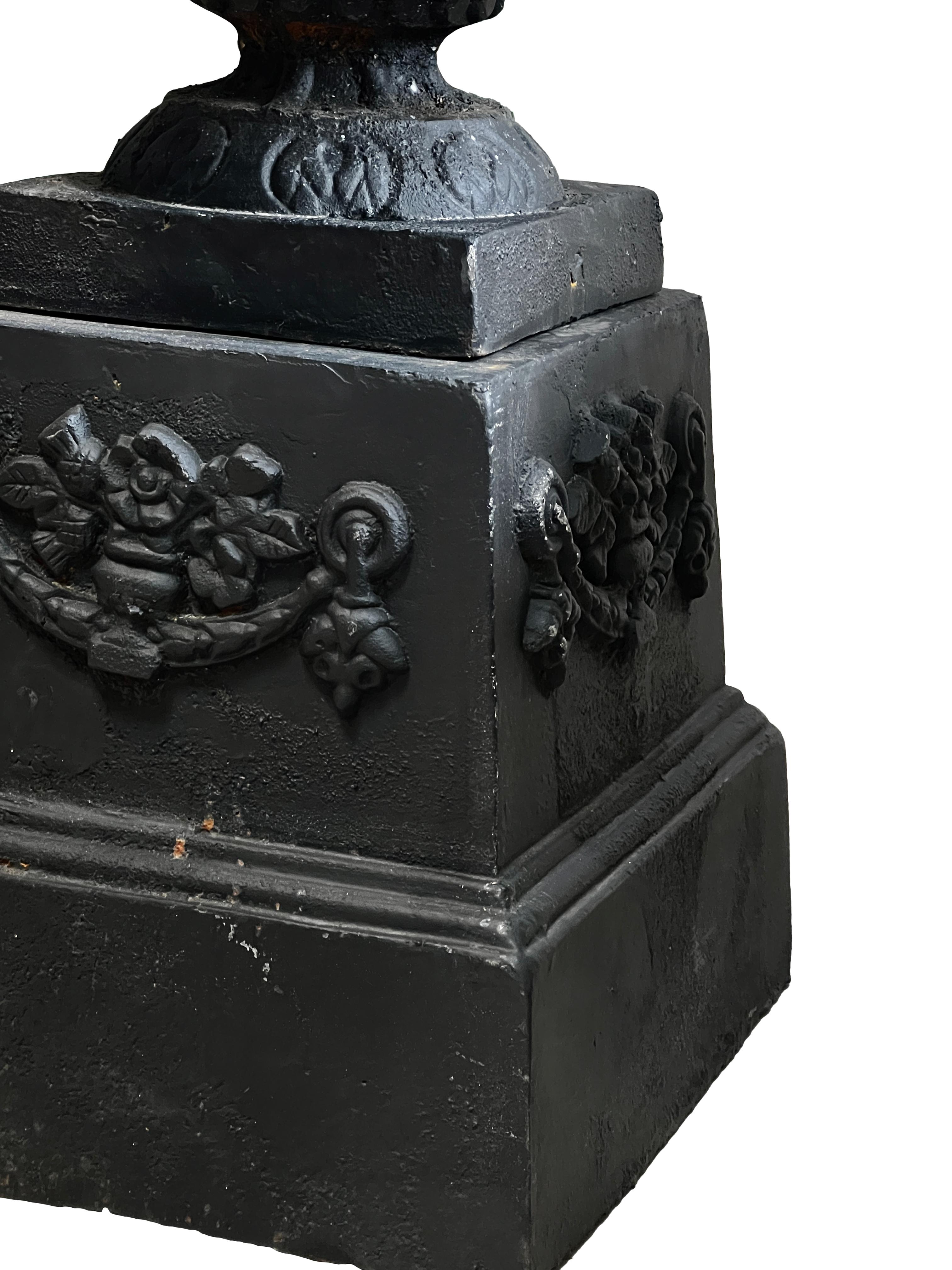 Unknown Neoclassical Black Cast Iron Urns with Base / Plinth (Set of 2) For Sale