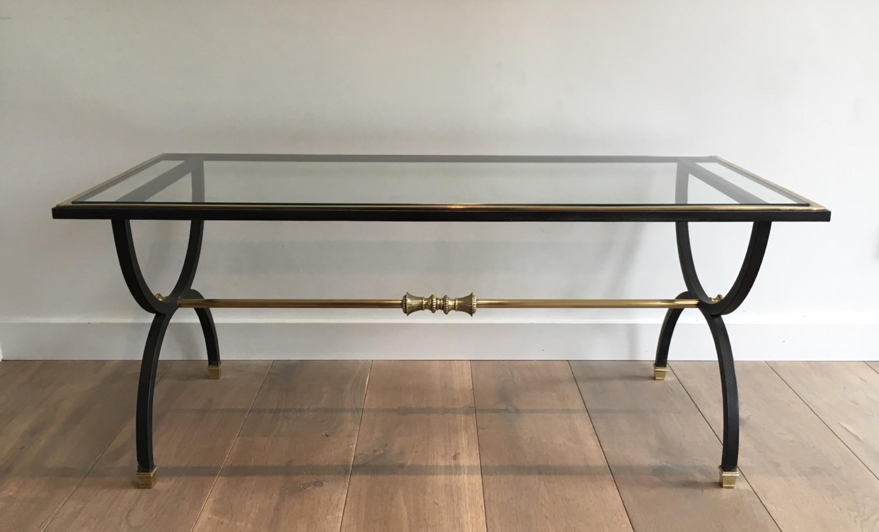 French Neoclassical Black Steel and Brass Coffee Table, circa 1950 For Sale