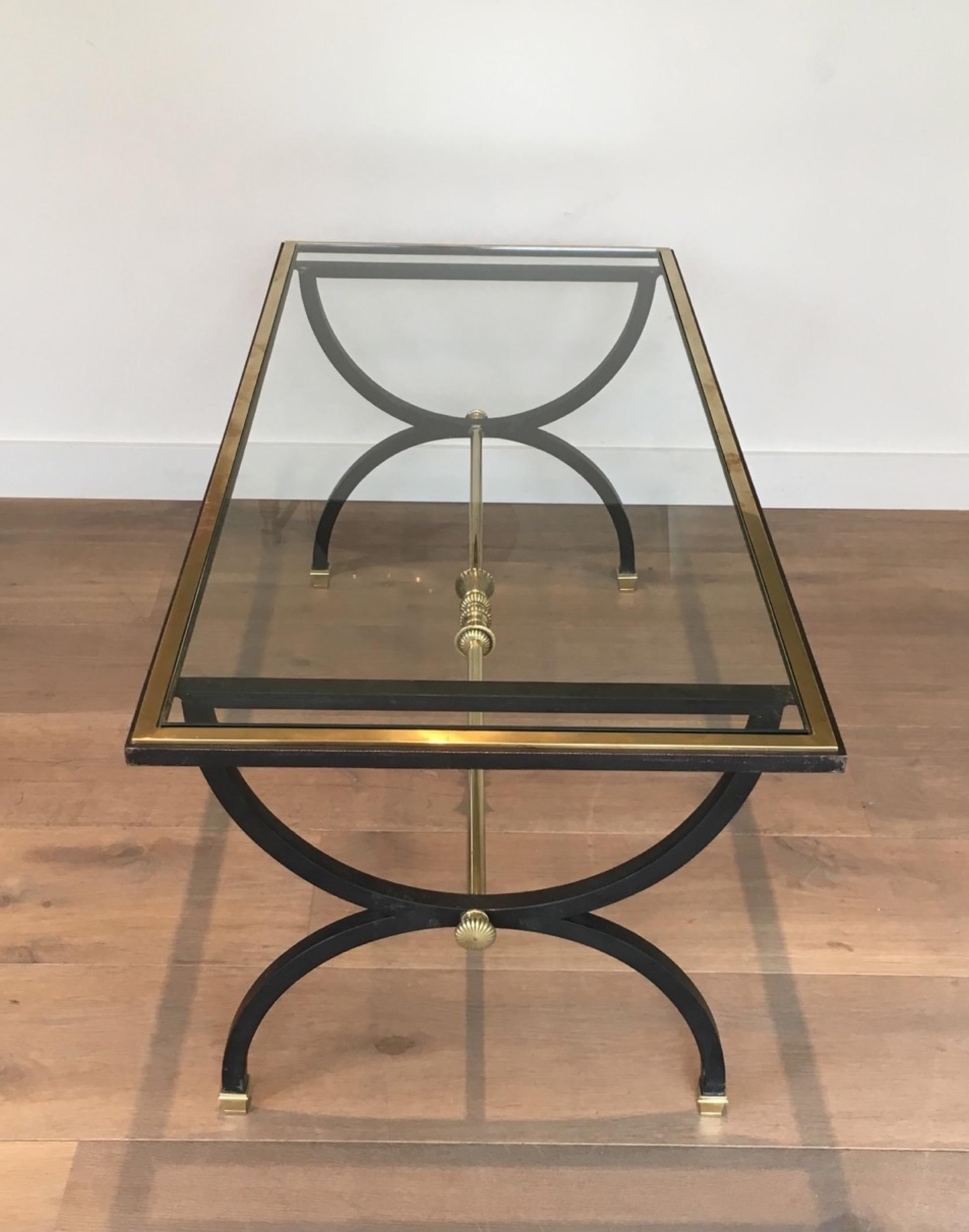 Mid-20th Century Neoclassical Black Steel and Brass Coffee Table, circa 1950 For Sale