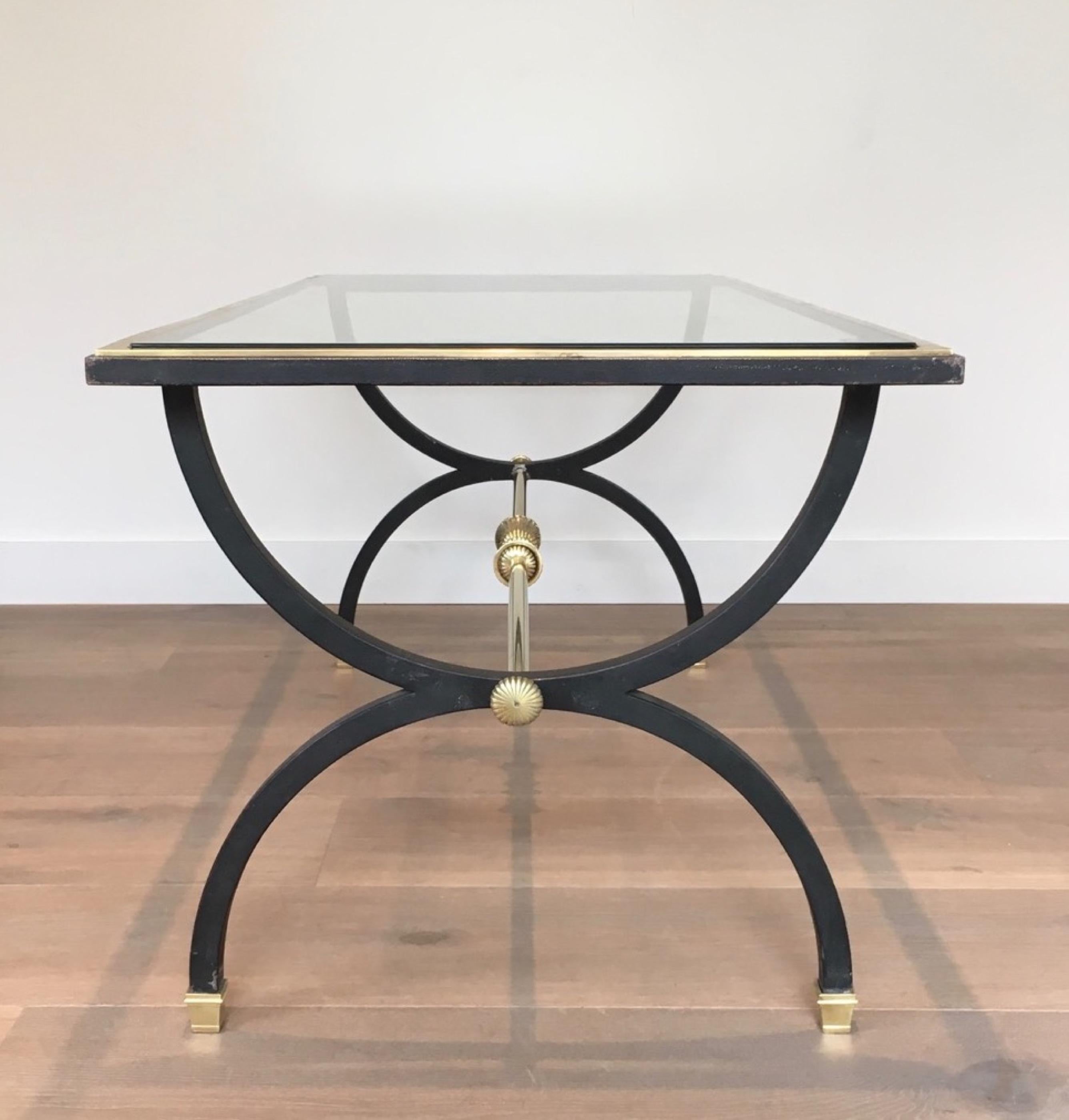 Neoclassical Black Steel and Brass Coffee Table, circa 1950 For Sale 1