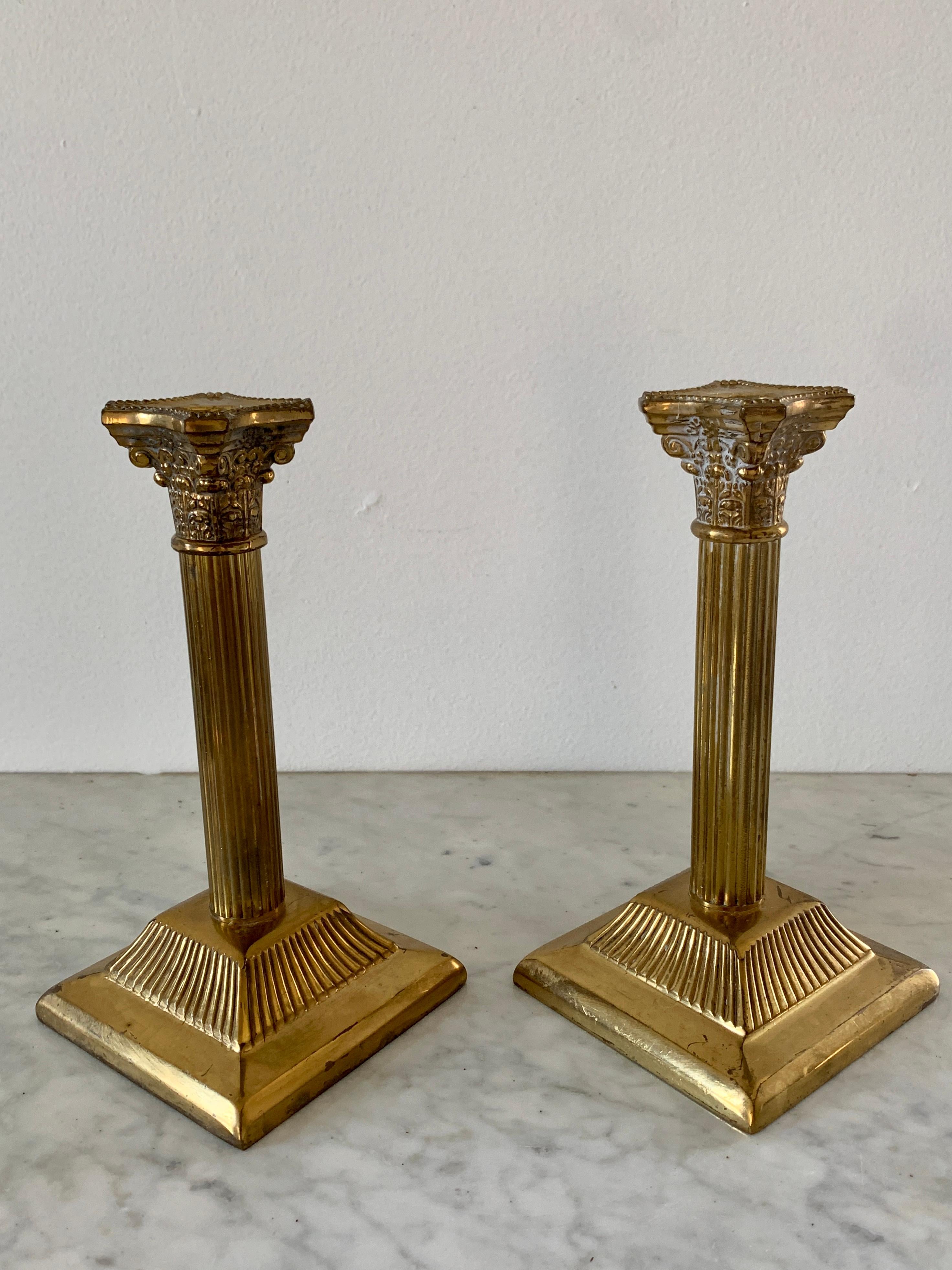Neoclassical Brass Corinthian Column Candlesticks, Pair In Good Condition In Elkhart, IN
