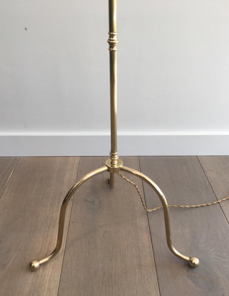 Mid-20th Century Neoclassical Brass Floor Lamp, French, circa 1940 For Sale