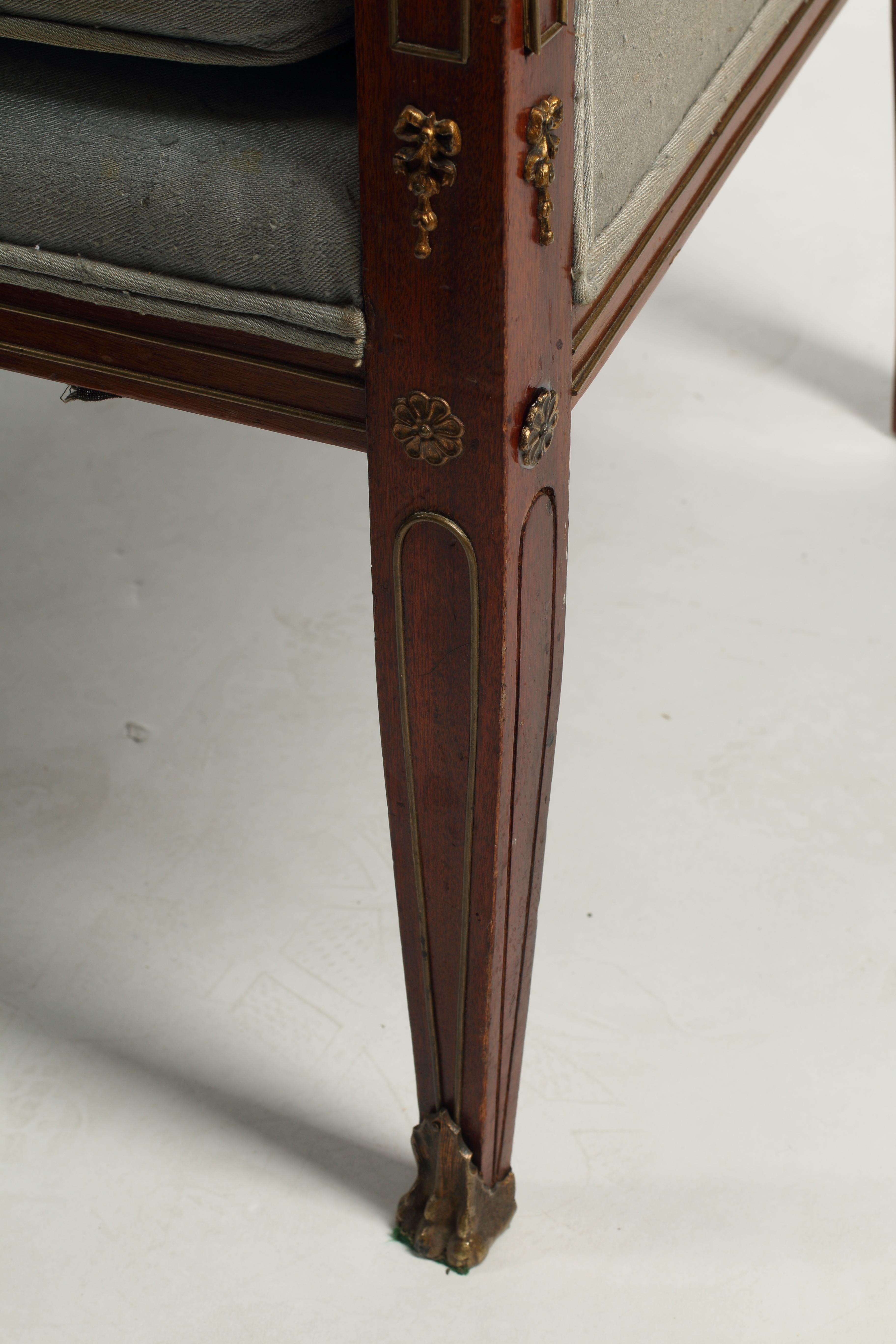 Fauteuils néoclassiques en laiton, Russie, XIXe siècle Bon état - En vente à El Monte, CA