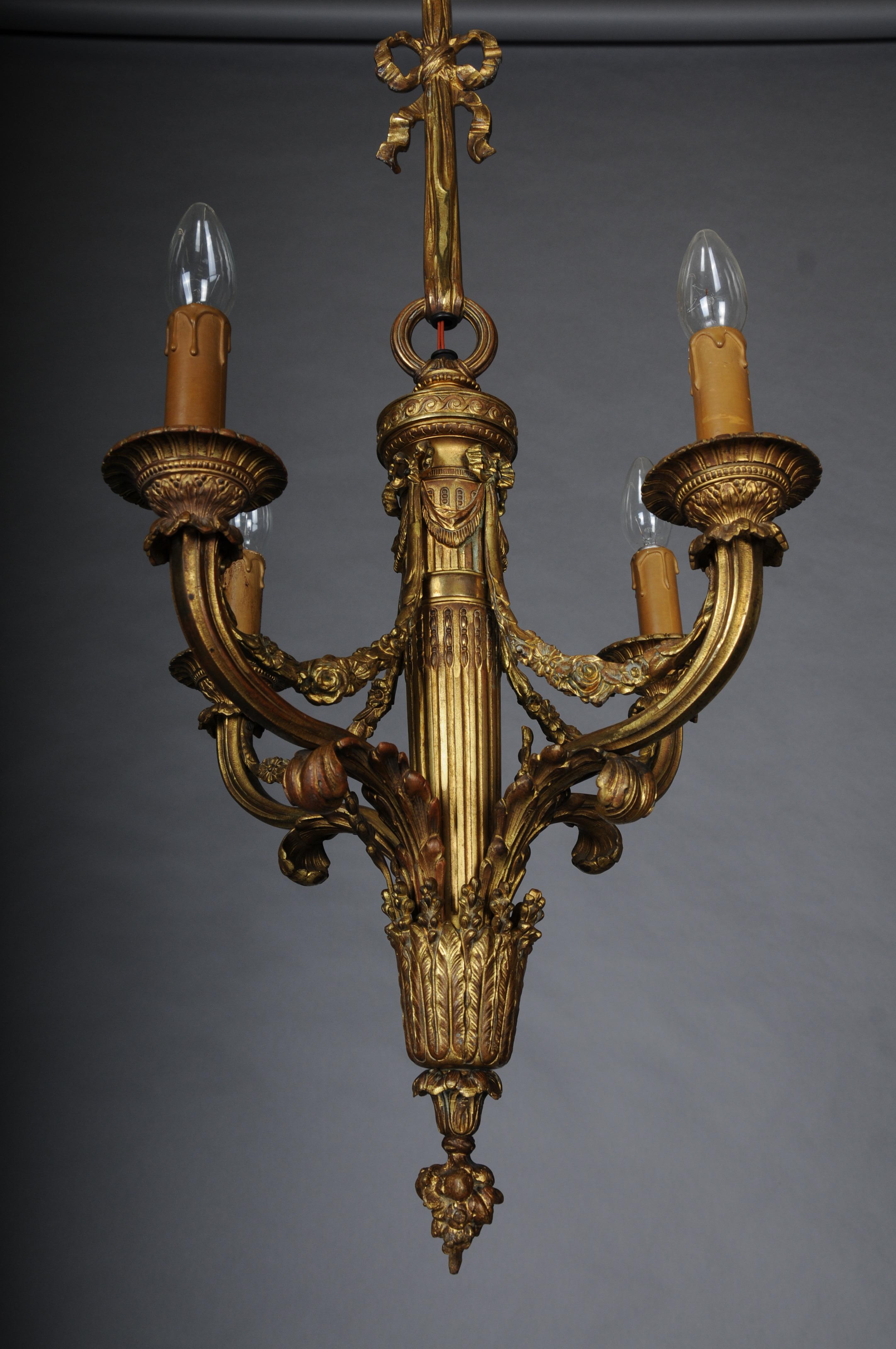 Neoclassical bronze chandelier, gilt, circa 1890 For Sale 6
