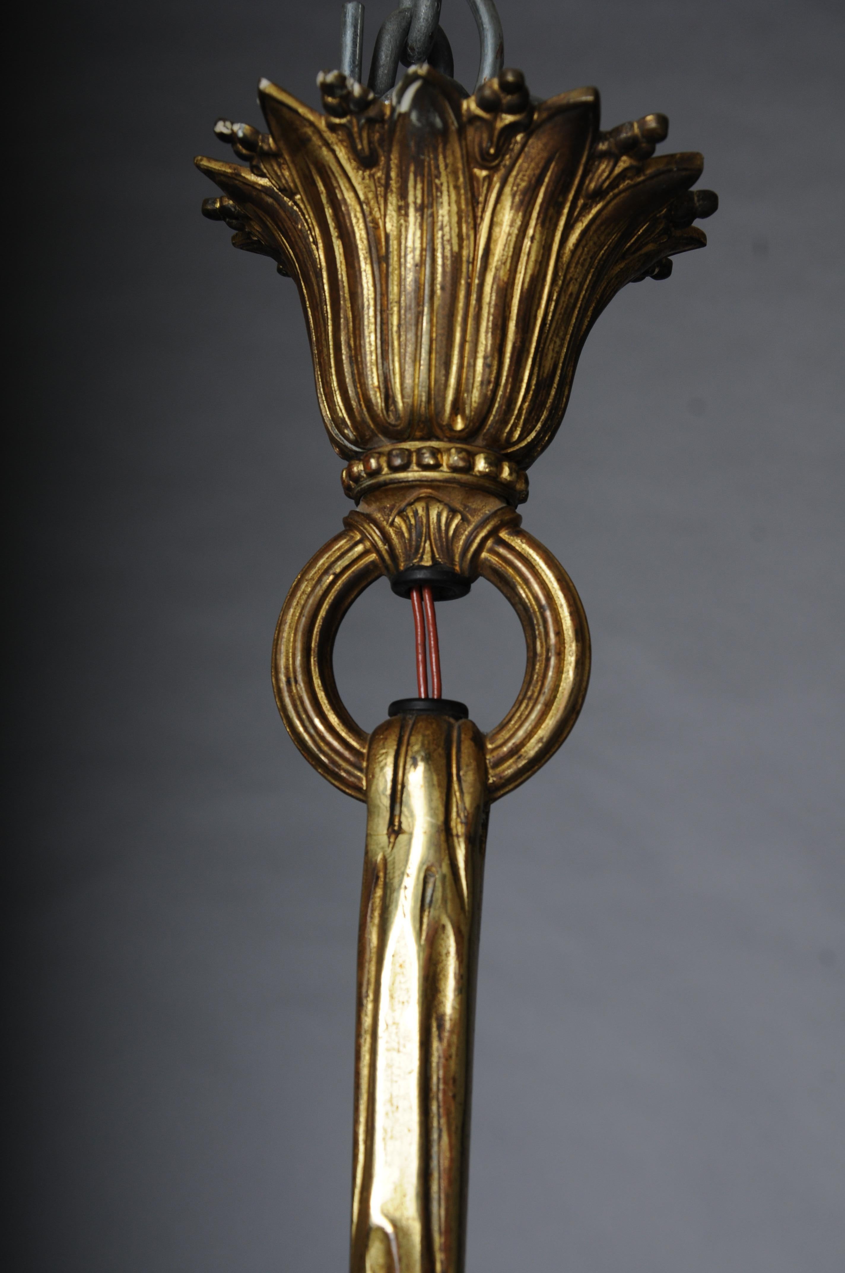 Neoclassical bronze chandelier, gilt, circa 1890 For Sale 2