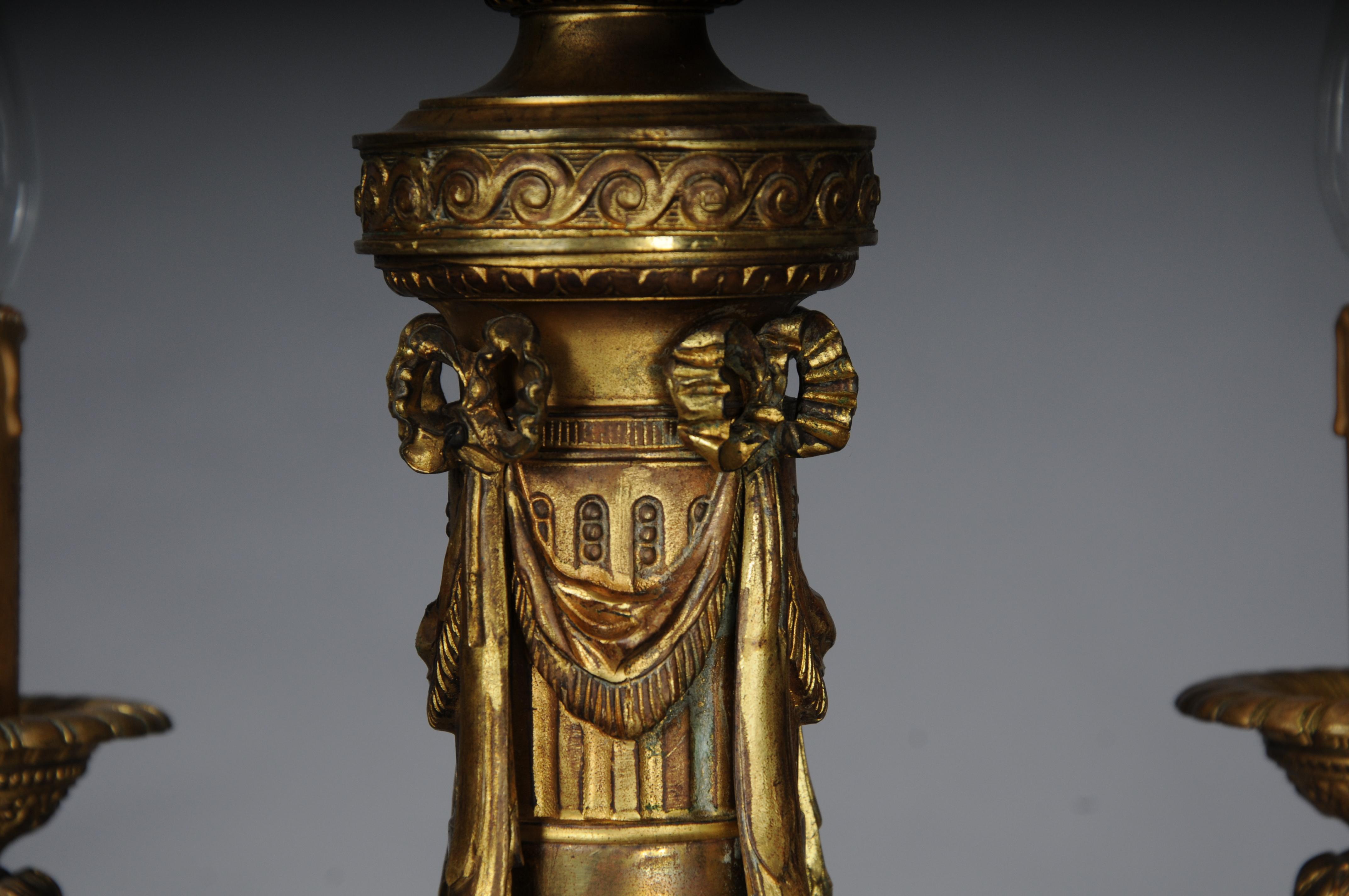 Neoclassical bronze chandelier, gilt, circa 1890 For Sale 3