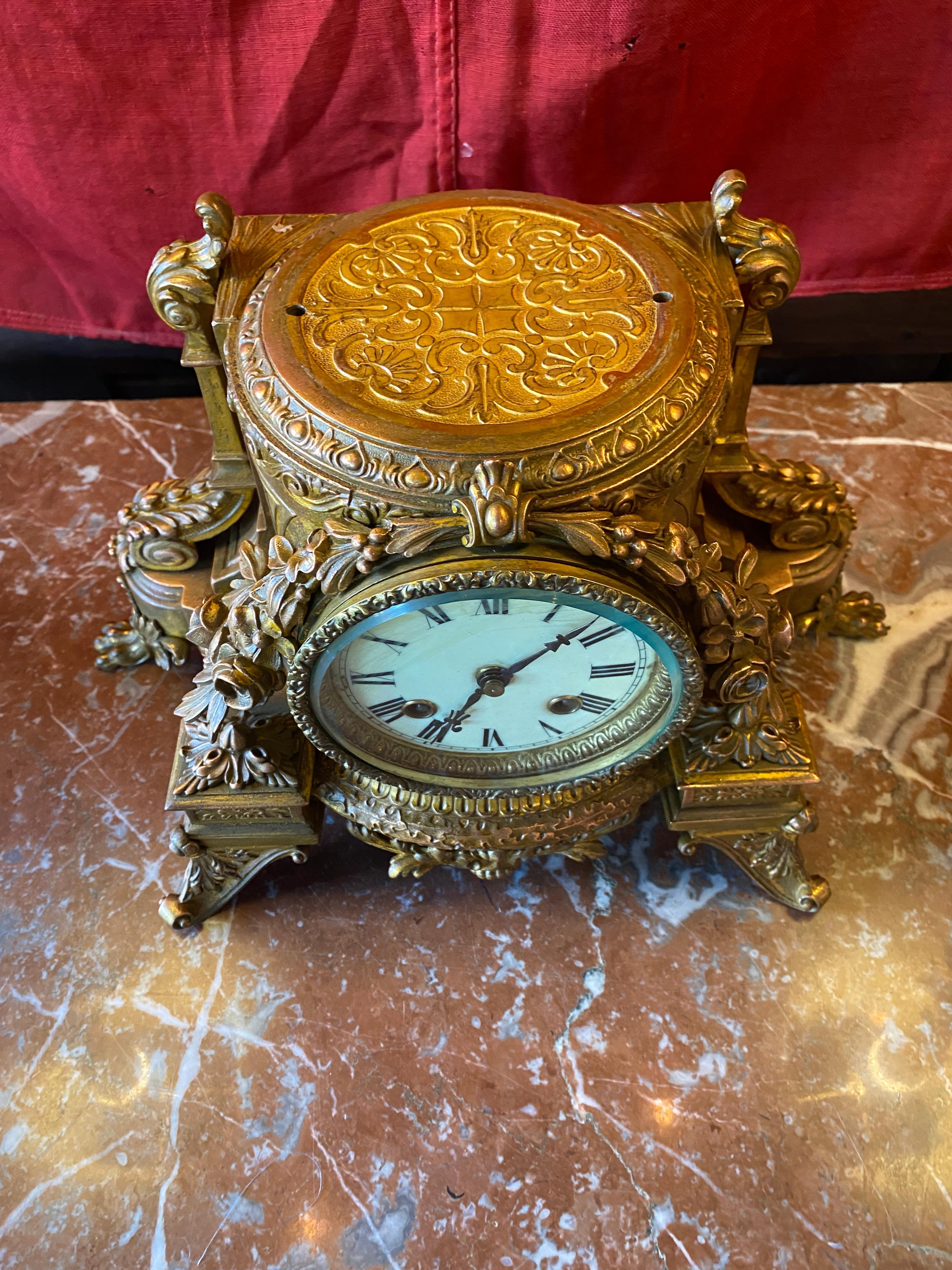 Early 20th Century NeoClassical Bronze Mantle Clock