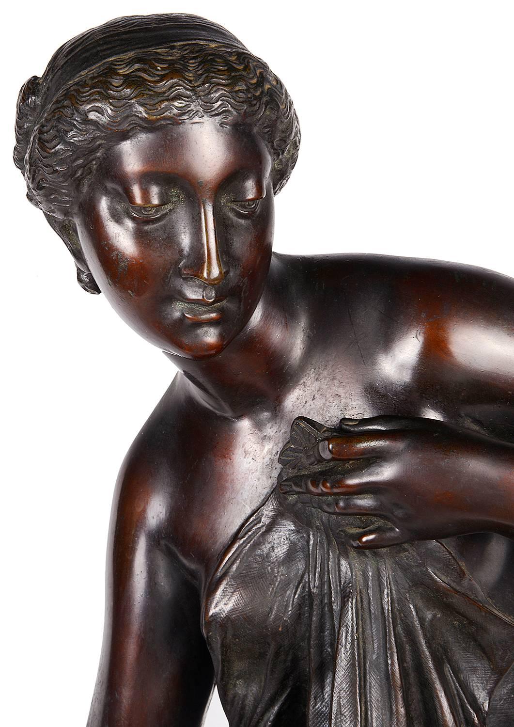 Neoclassical Bronze Statue of a Maiden by Machault In Excellent Condition In Brighton, Sussex