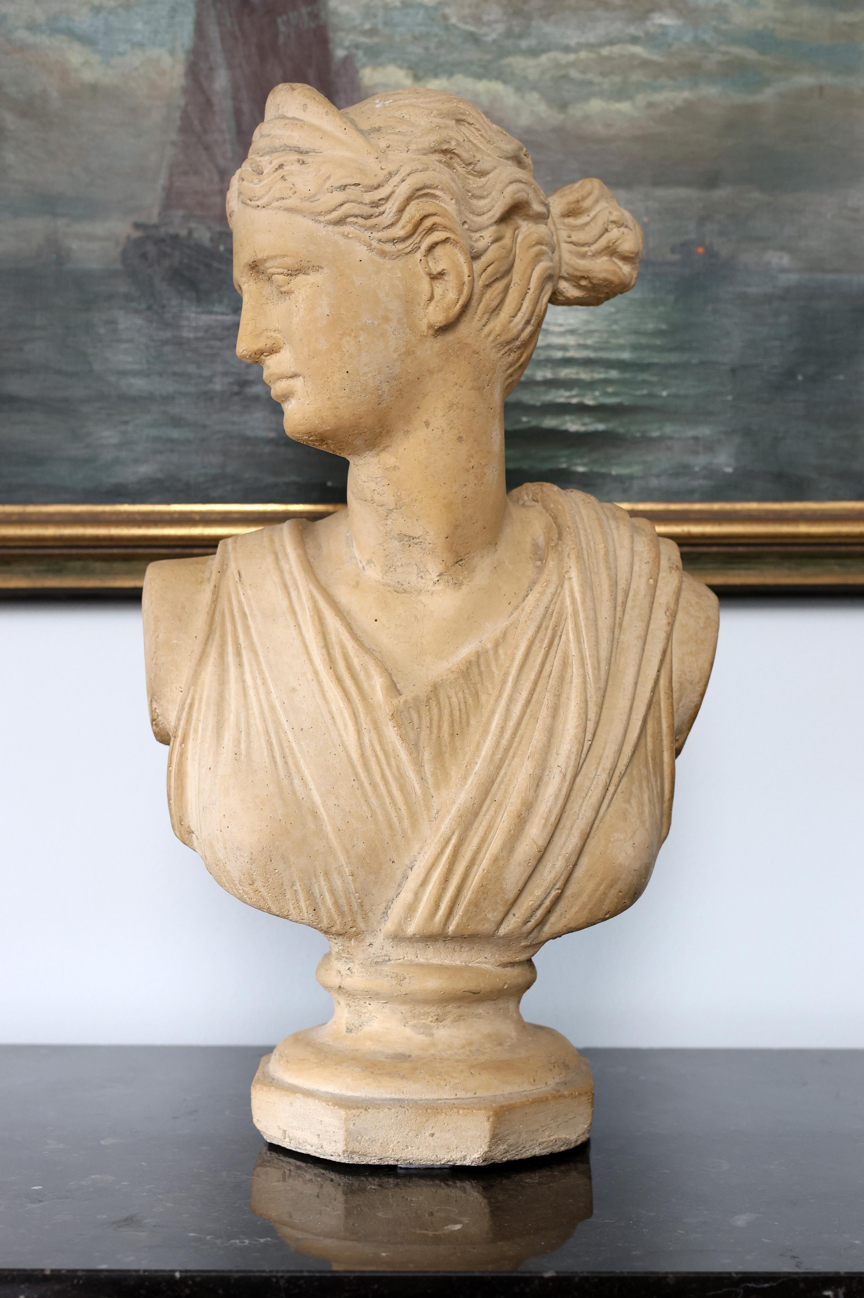 Neoclassical Bust of a Artemis, circa Early 20th Century For Sale 6