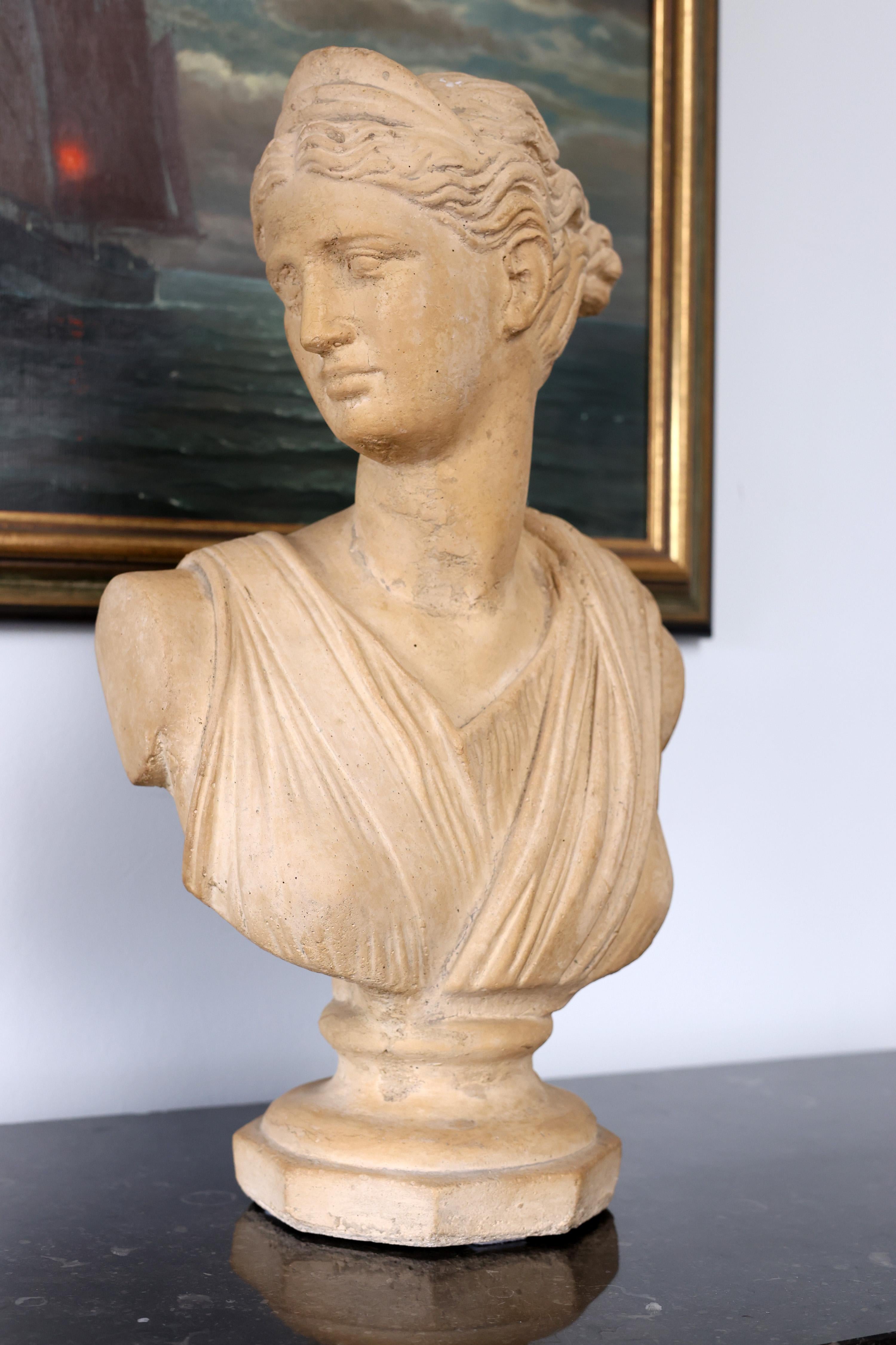 Neoclassical Bust of a Artemis, circa Early 20th Century For Sale 5