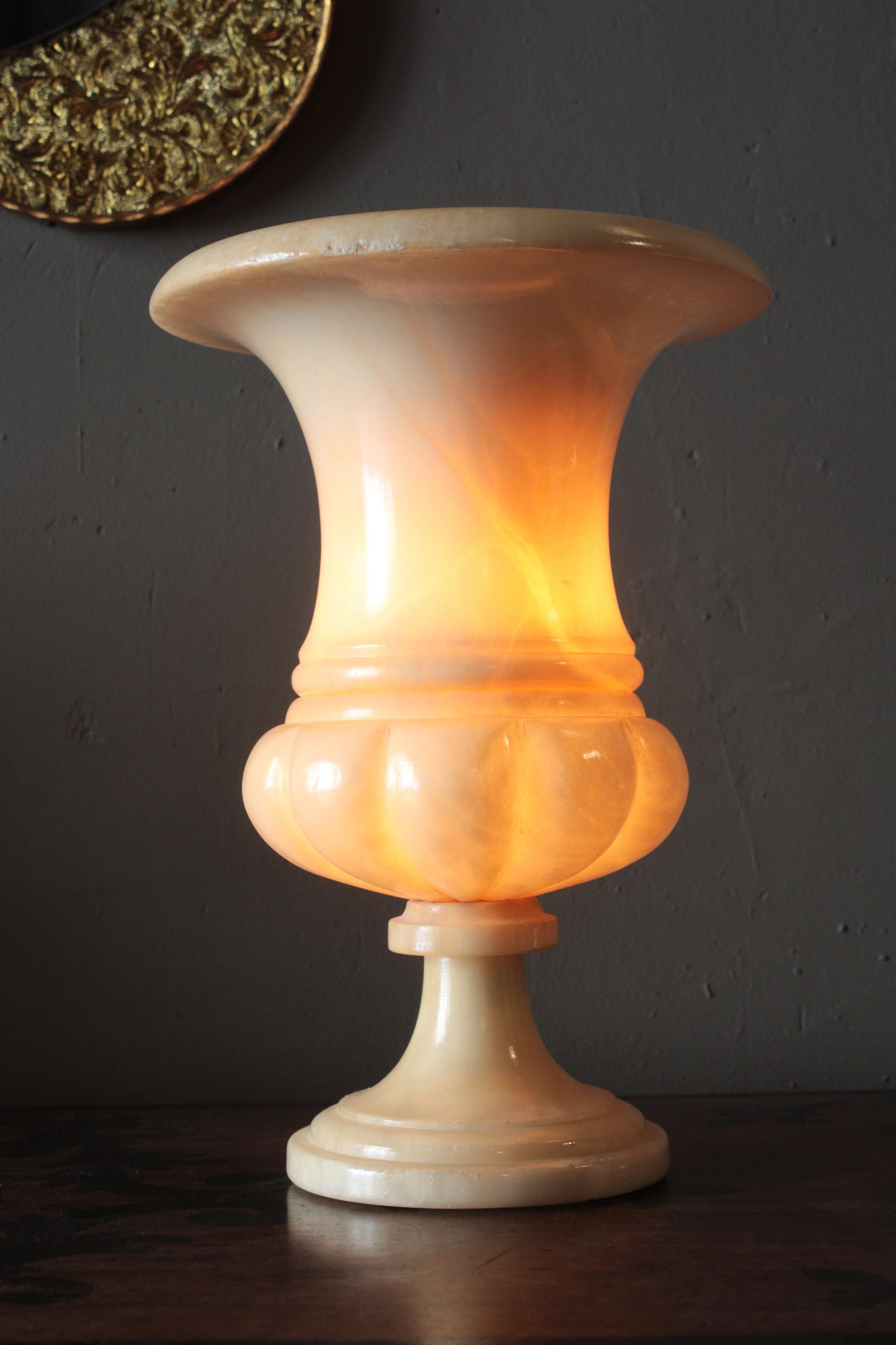 Art Deco Neoclassical Carved Alabaster Urn Lamp For Sale