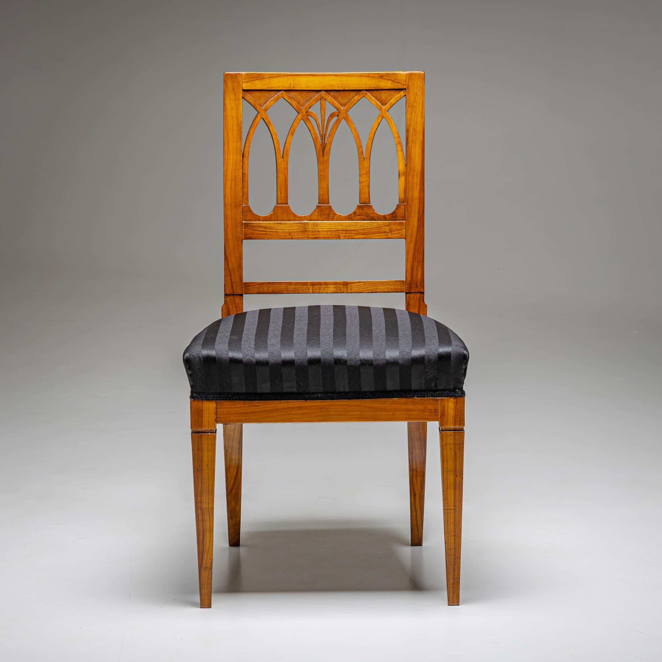 Sillas neoclásicas de madera de cerezo, principios del siglo XIX Alemán en venta