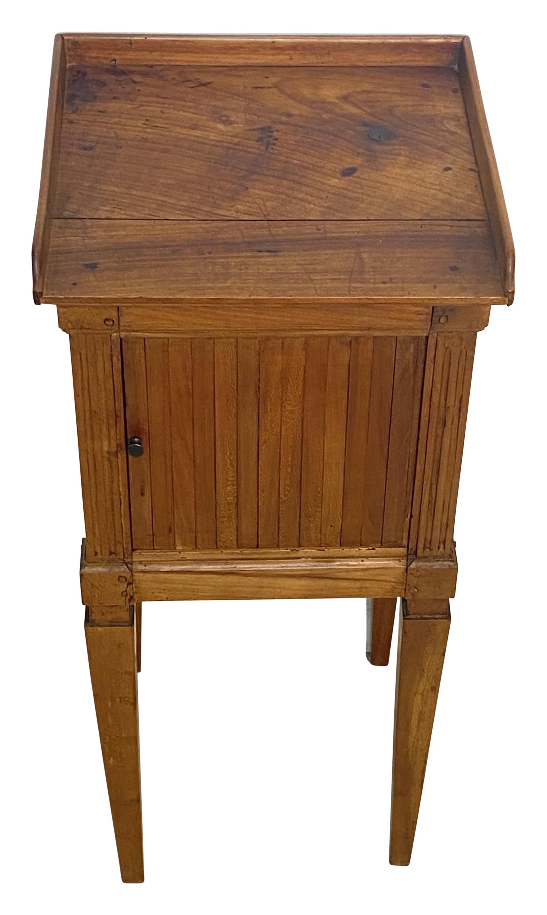Neoclassical Style Cherrywood Bedside Table Cabinet, French Late 18th Century In Good Condition In San Francisco, CA