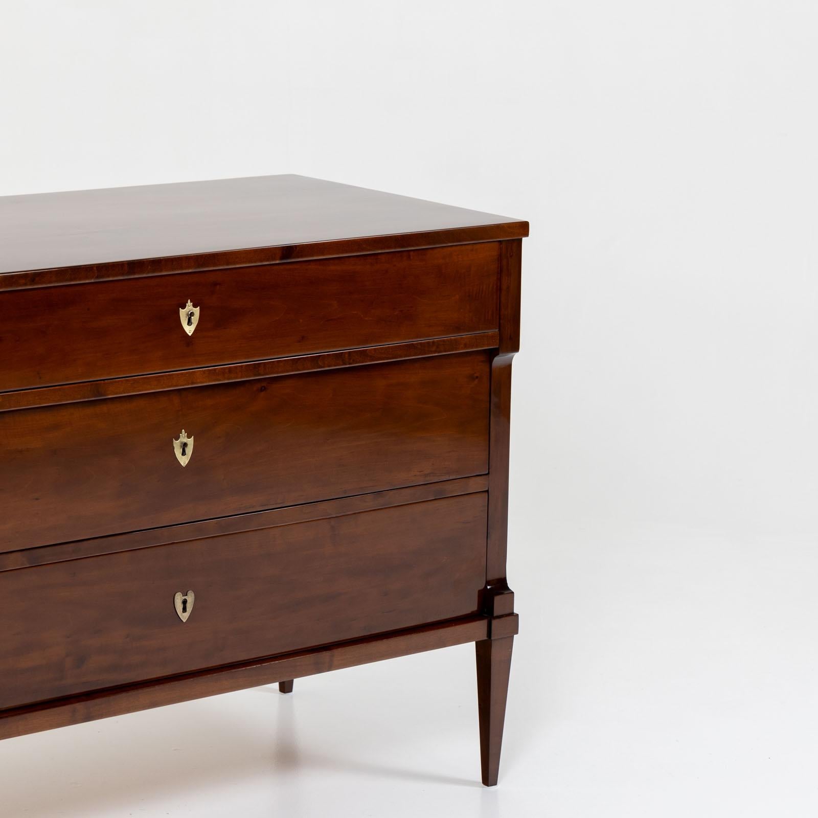 Polished Neoclassical Chest of Drawers, early 19th Century For Sale
