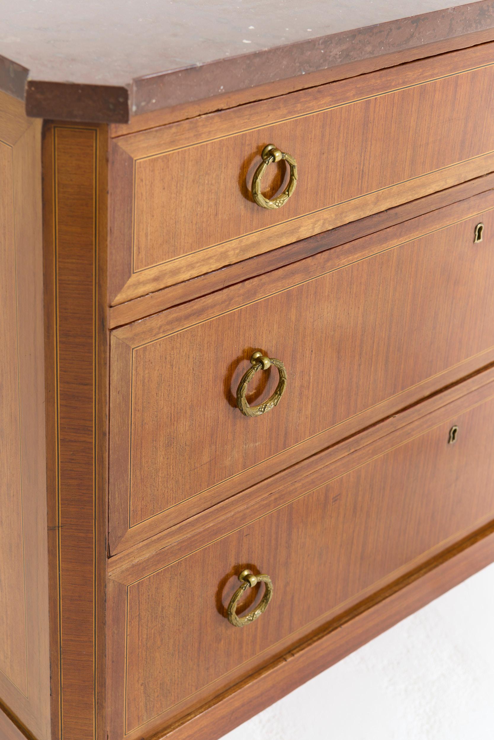 Neoclassical Chest of Drawers For Sale 1