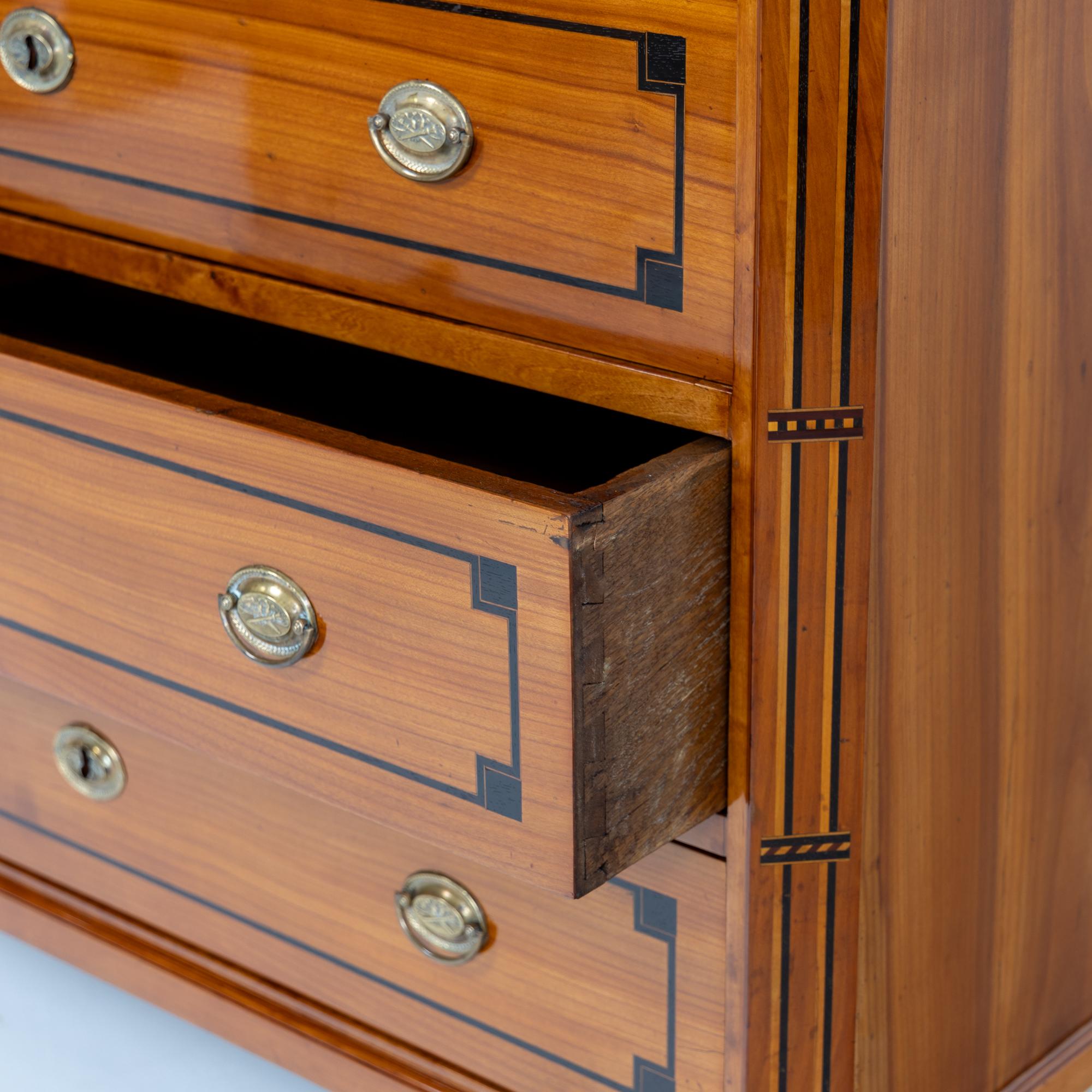 Neoclassical Chest of Drawers in Cherry, 19th Century 6
