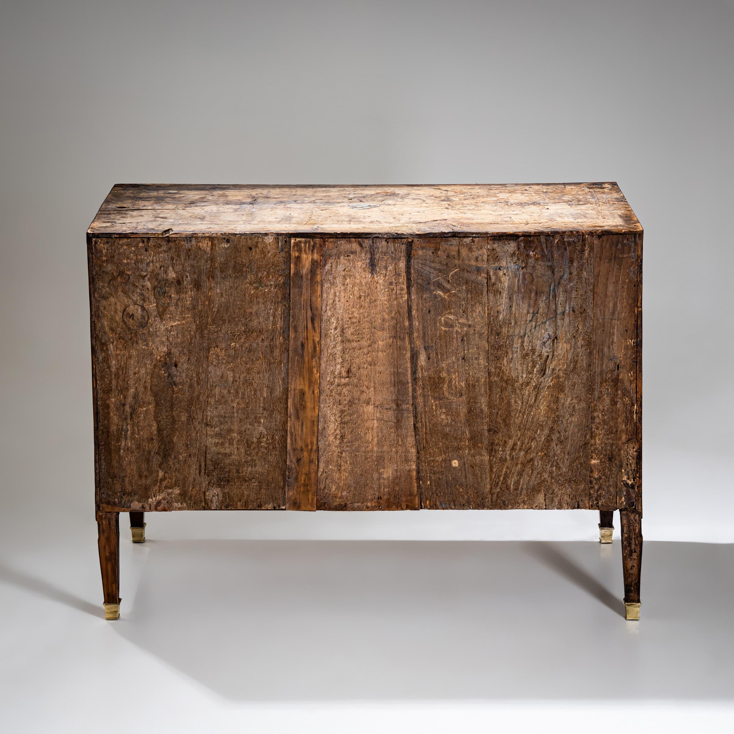Neoclassical Chest of Drawers, Lombardy, Late 18th Century For Sale 4