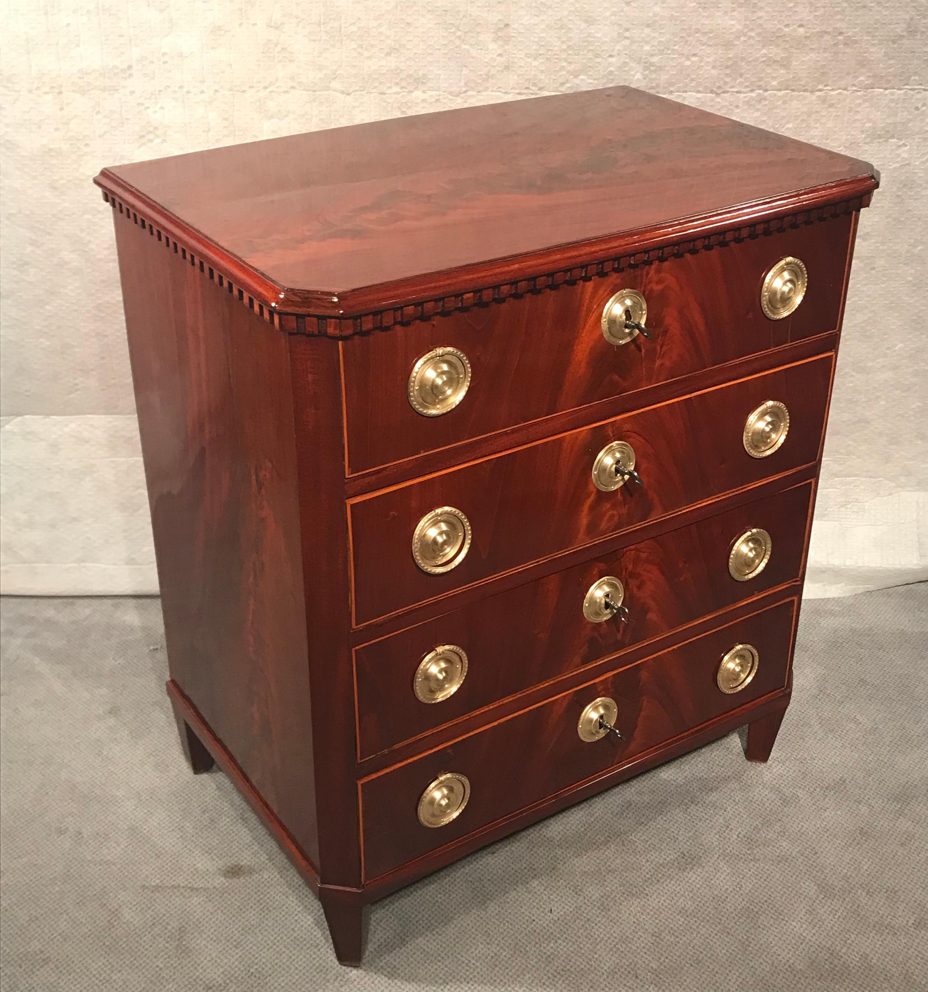 Veneer Neoclassical Chest of Drawers, Northern Germany around 1800 For Sale