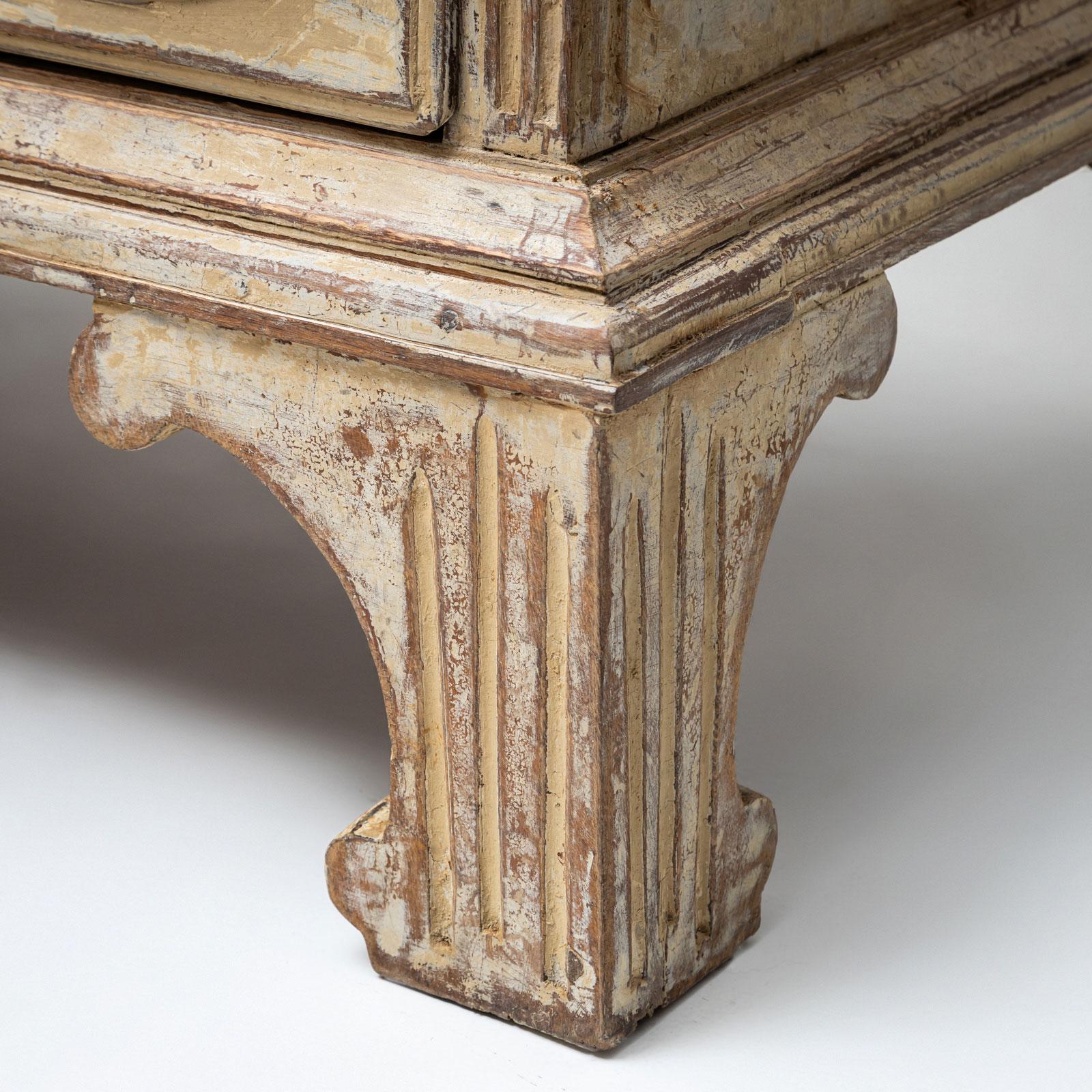 Bois Commode néoclassique, Scandinavie, vers 1800 en vente