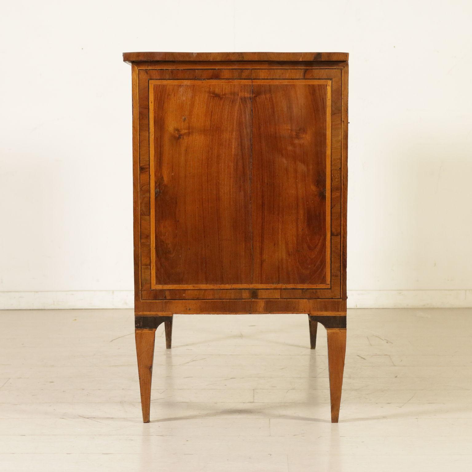 Neoclassical Chest of Drawers Walnut, Italy, Last Quarter of 1700 10