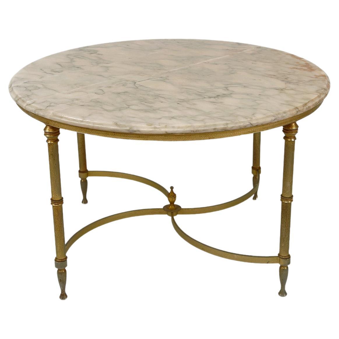 Table basse circulaire/ronde néoclassique, laiton et marbre, France, circa 1960