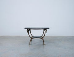 Tavolino in stile neoclassico Maison Jansen, ferro, ottone, marmo, 1950