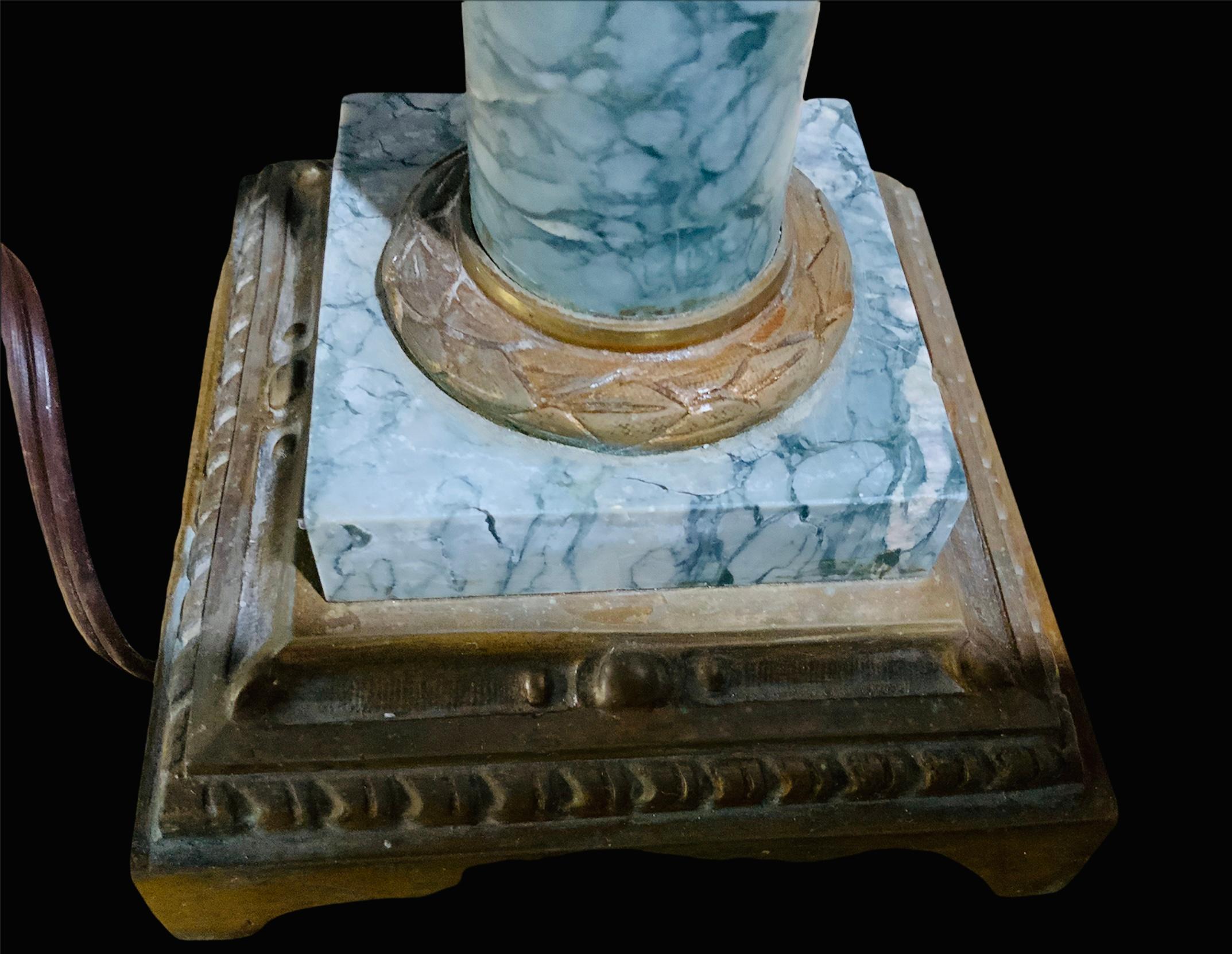 Néoclassique Lampe colonne néoclassique en vente