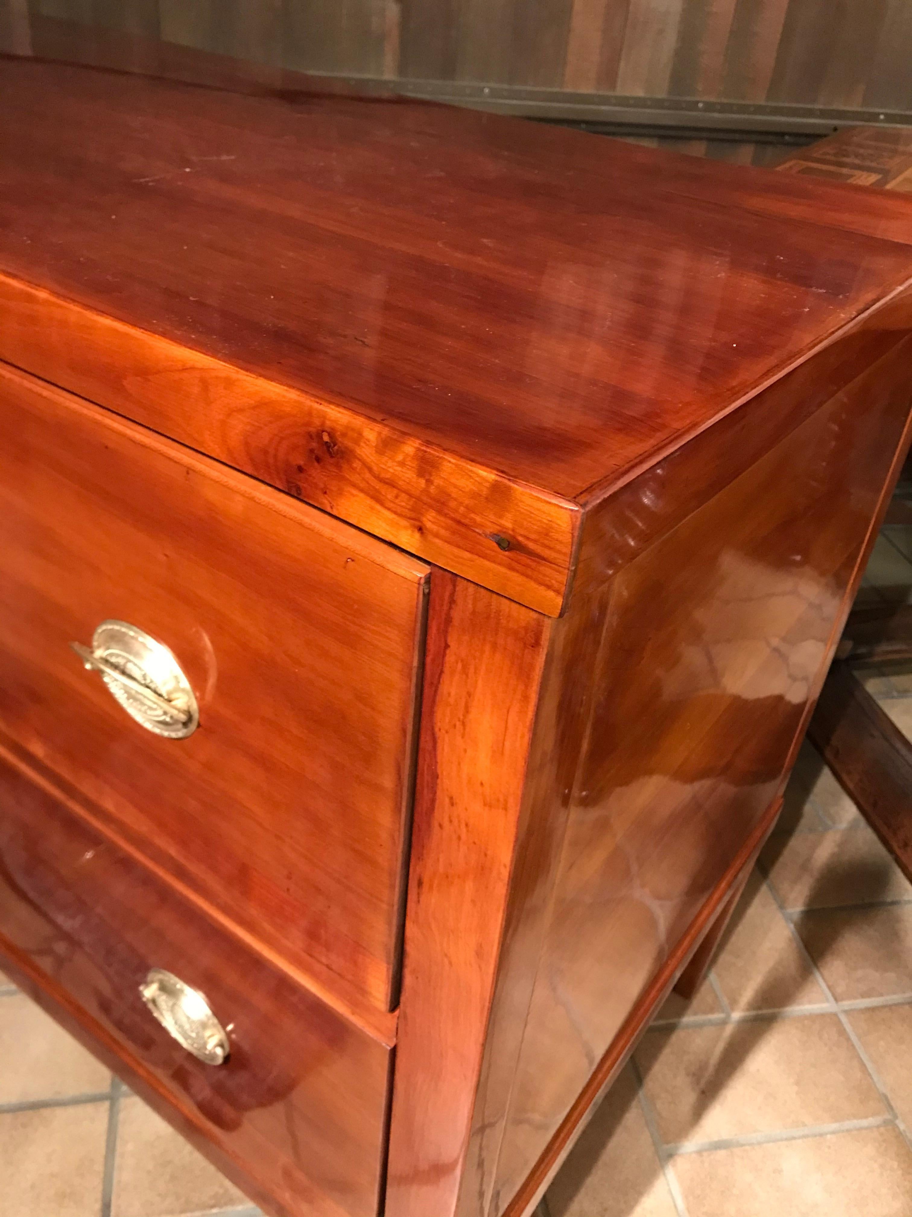 Neoclassical Commode, Germany 1810-1820, Cherry In Good Condition For Sale In Belmont, MA