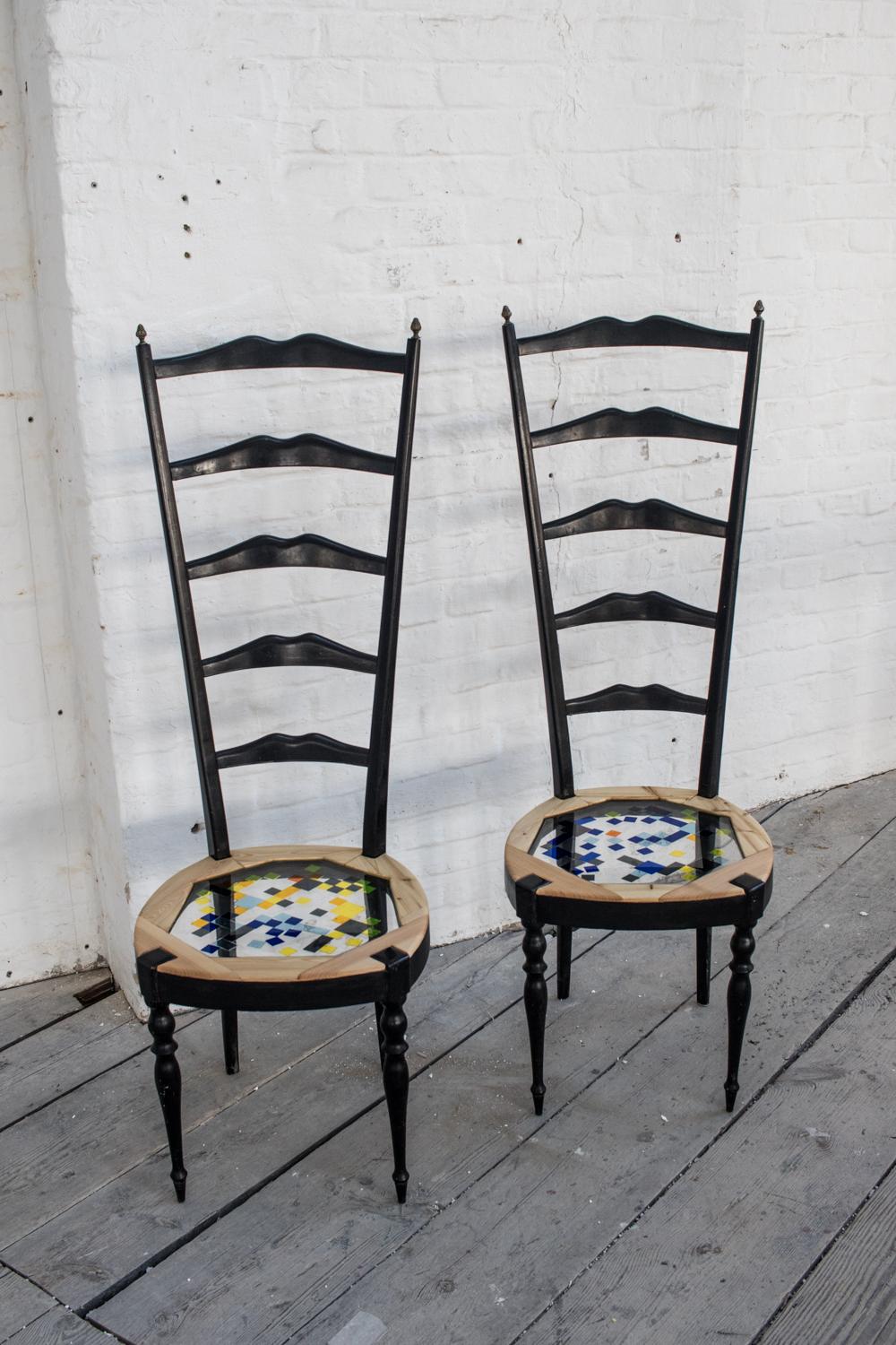 Neoclassical Couple of Tall Chairs in Wood, Transparent Resin and Colored Tiles (Neoklassisch) im Angebot