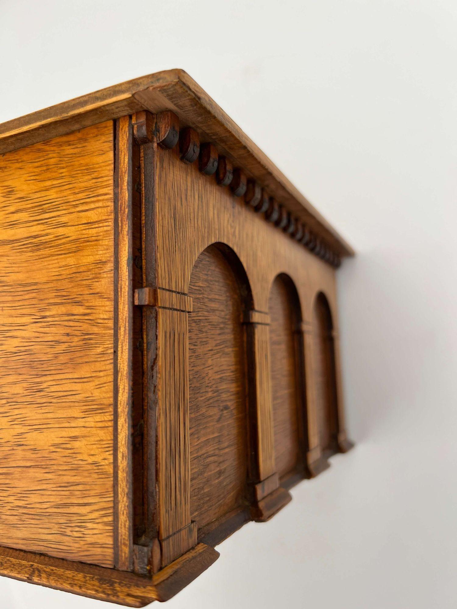 Neoclassical Decorative Box, Polished Oak, Germany circa 1900 14