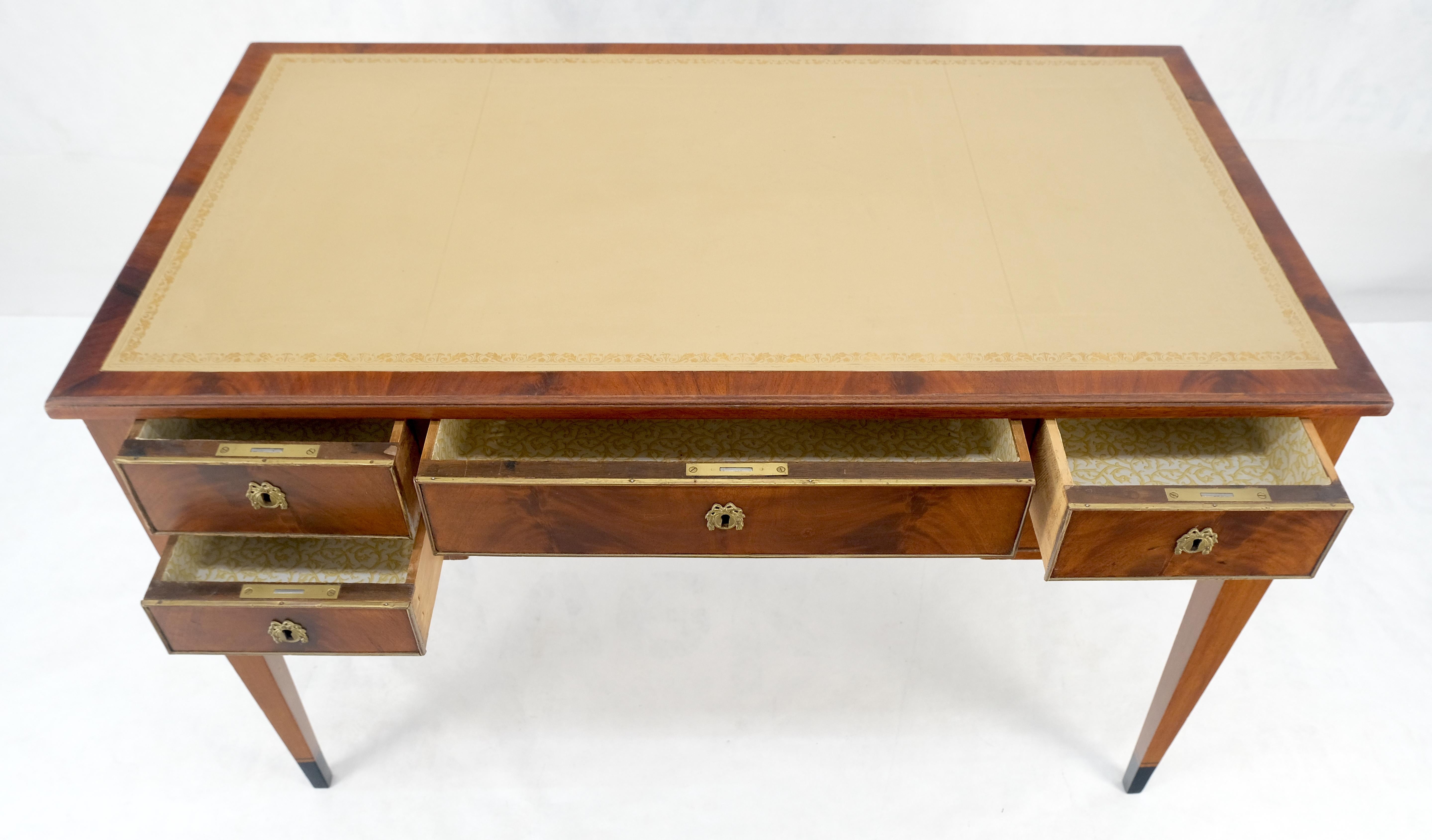 Neoclassical Directoire Style Beige Leather Top Crotch Mahogany Tepered Leg Desk In Good Condition For Sale In Rockaway, NJ