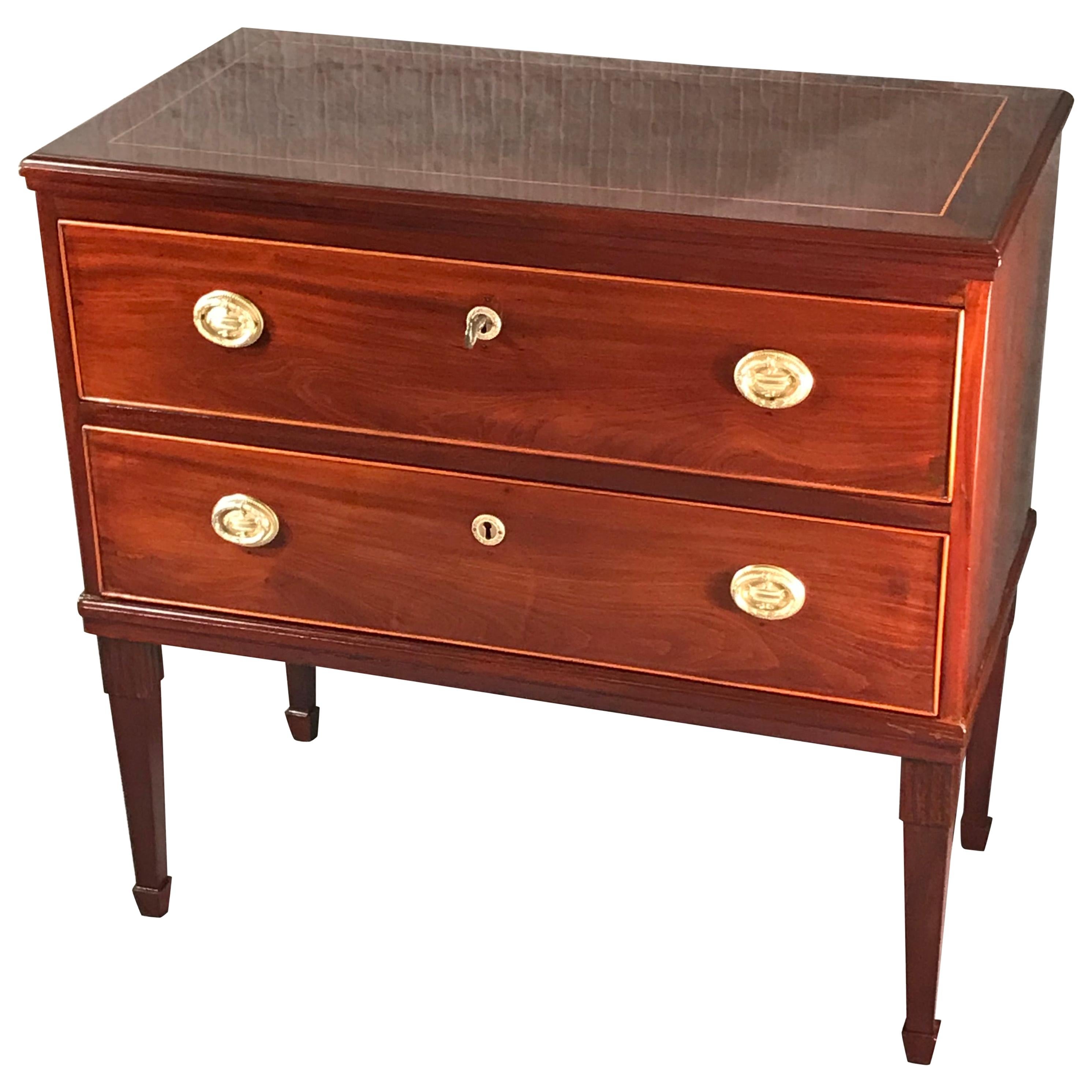 Neoclassical Dresser, Northern Germany 1800, Mahogany For Sale