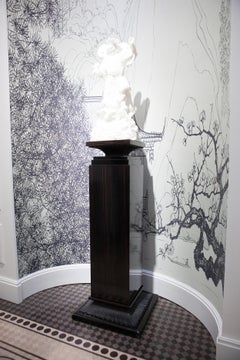 Neoclassical Ebony Solid Wood Pedestal