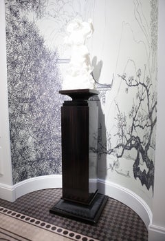 Alexander’s Collection High-Gloss Ebony Neoclassical Solid Wood Pedestal