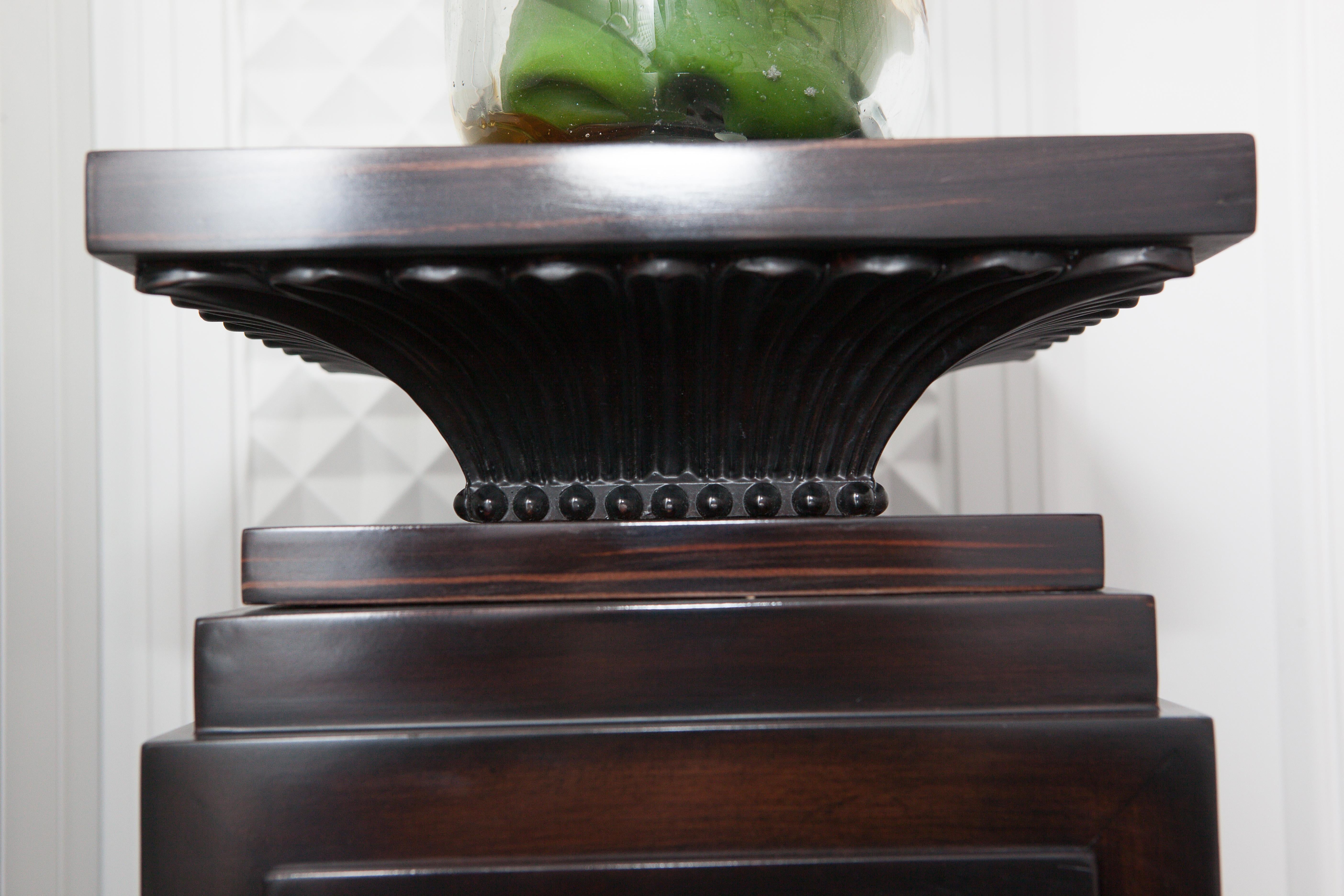 Neoclassical Ebony Solid Wood Pedestal with Openwork Carving For Sale 1