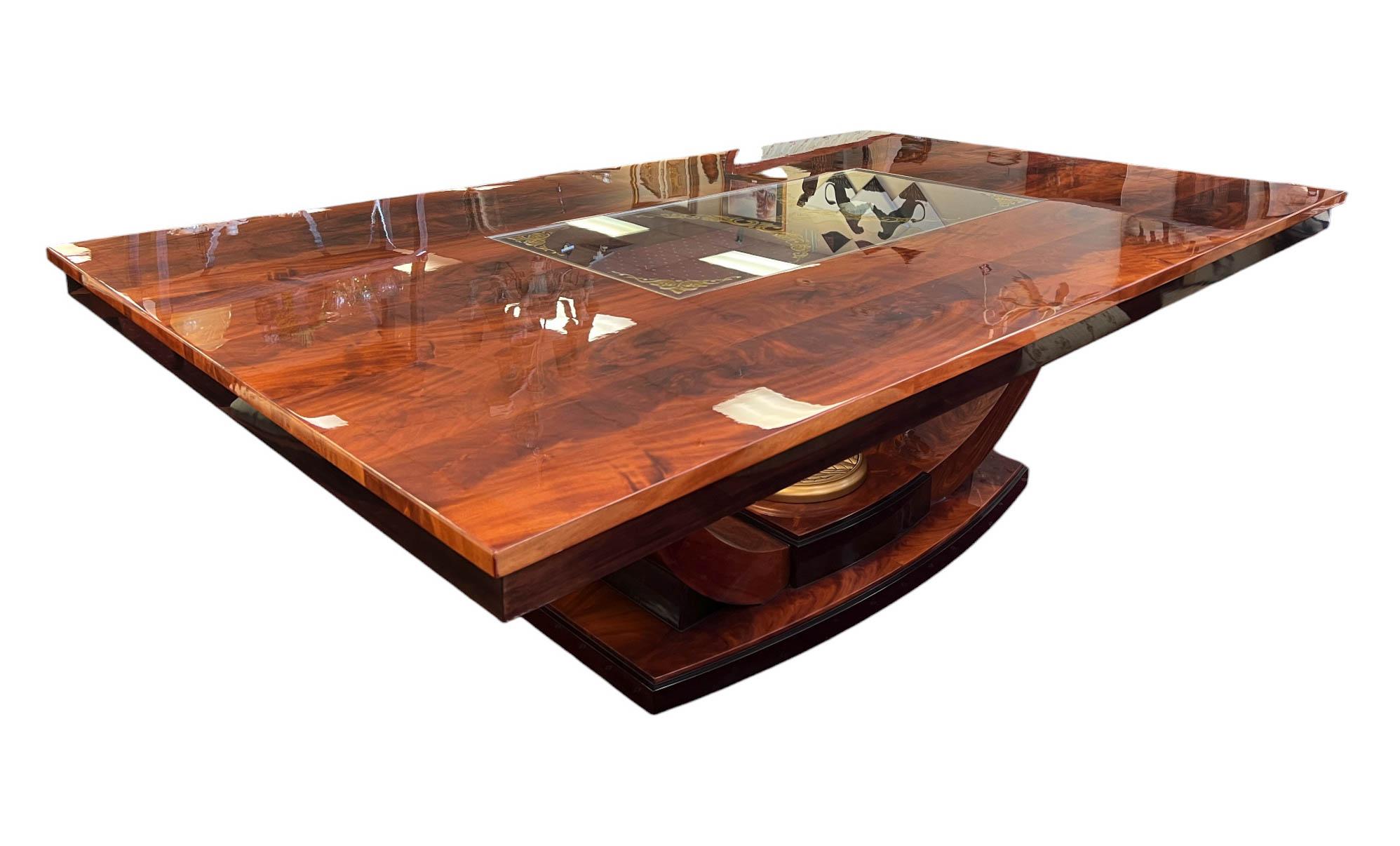 American English Art Deco Flame Mahogany Veneer Dining Table For Sale