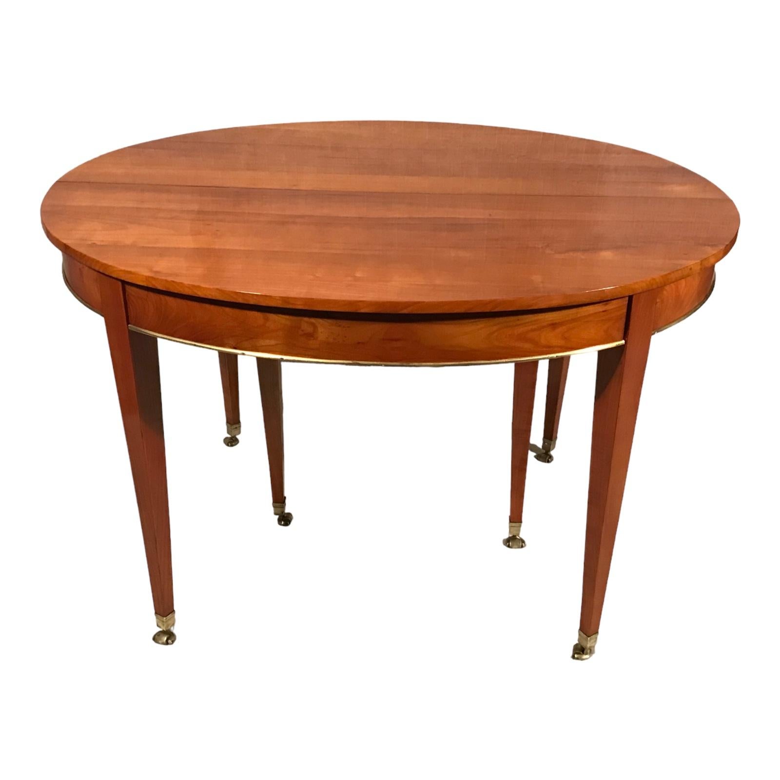 Veneer Neoclassical Extendable Dining Room Table, Germany, 19th Century For Sale