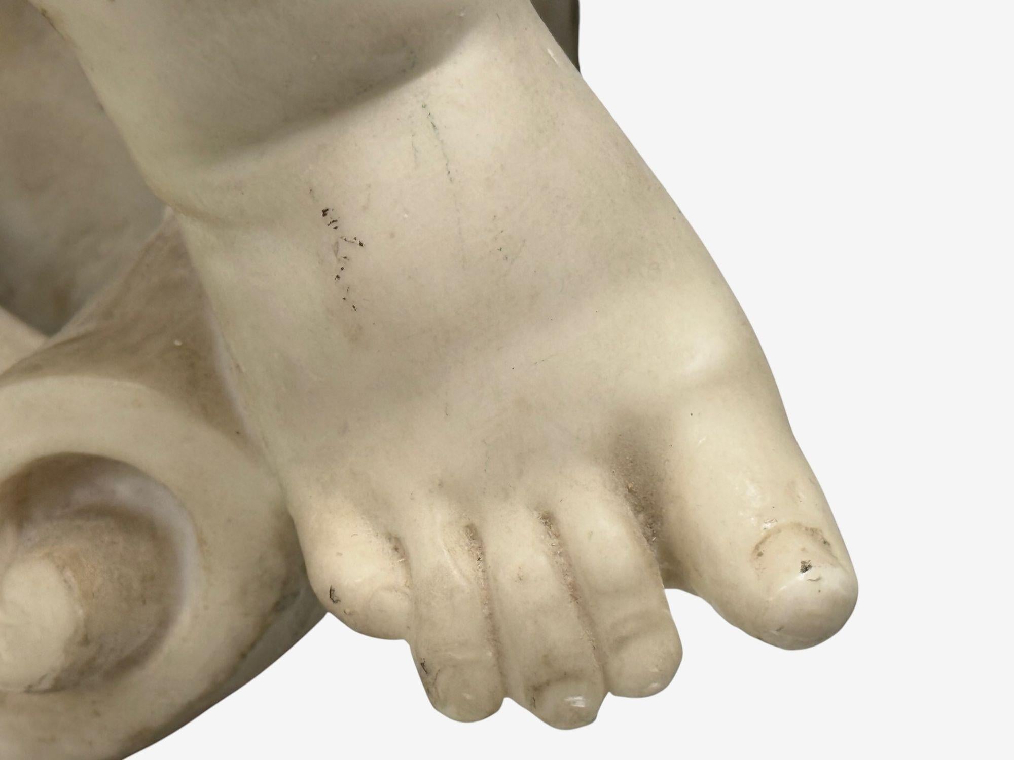 Neoklassisch, Kunstmarmor, sitzende Engelsbüsten auf Schlitten, Italien, 1960er Jahre im Angebot 10