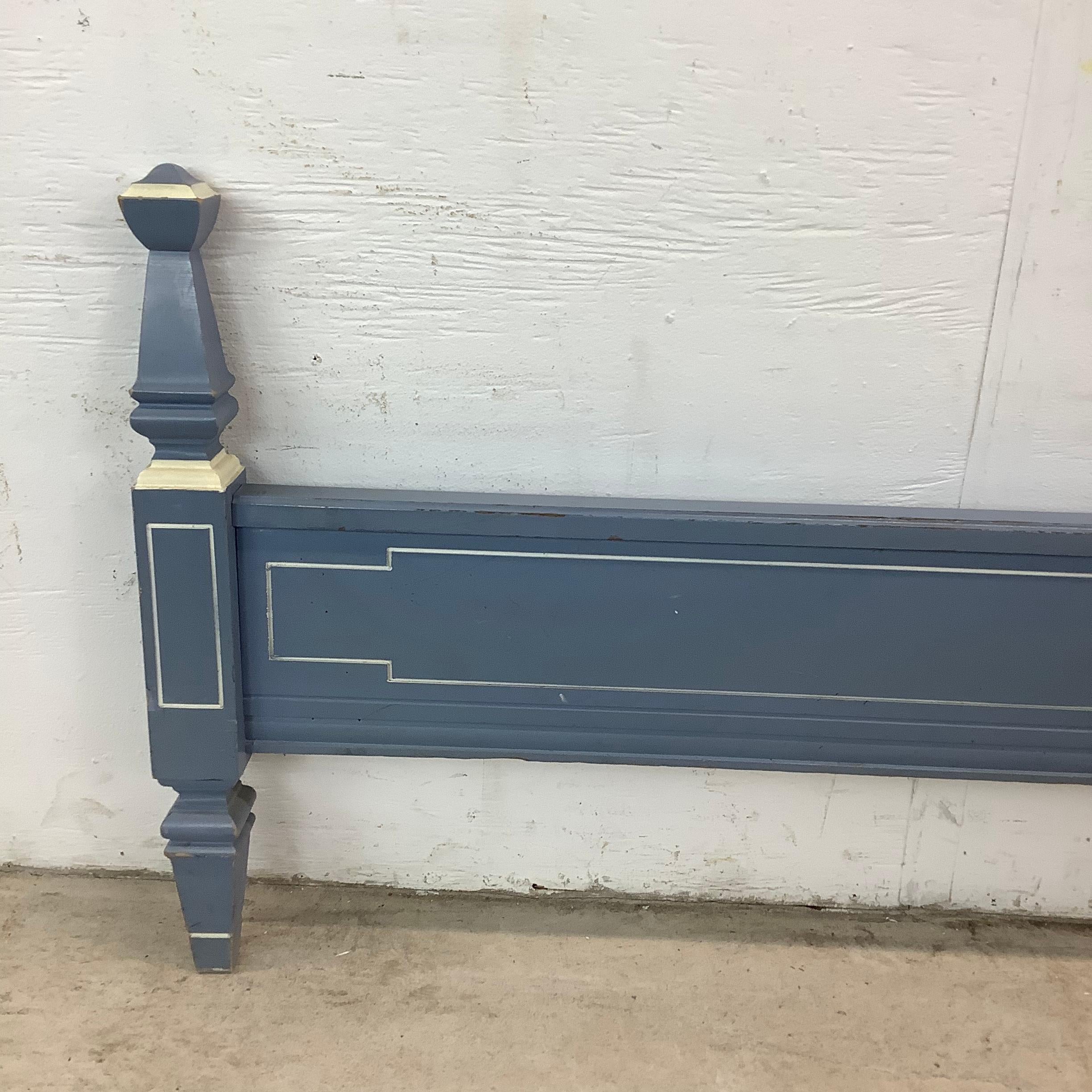 Neoclassical Federal-Style Twin Bed Frame For Sale 8
