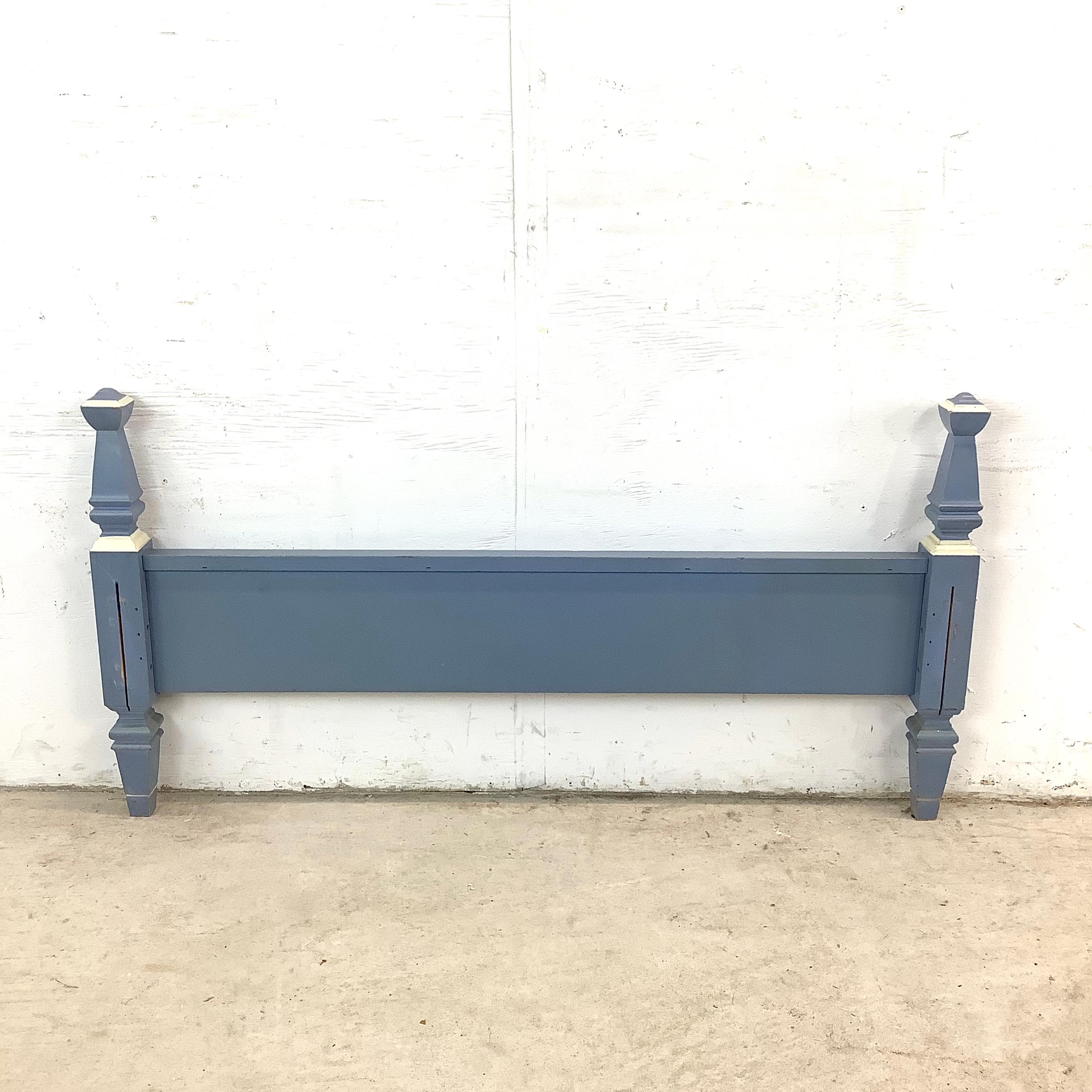 Neoclassical Federal-Style Twin Bed Frame For Sale 13
