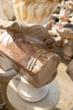 Busto femminile neoclassico in marmo bianco e diaspro rosso scolpito a mano
