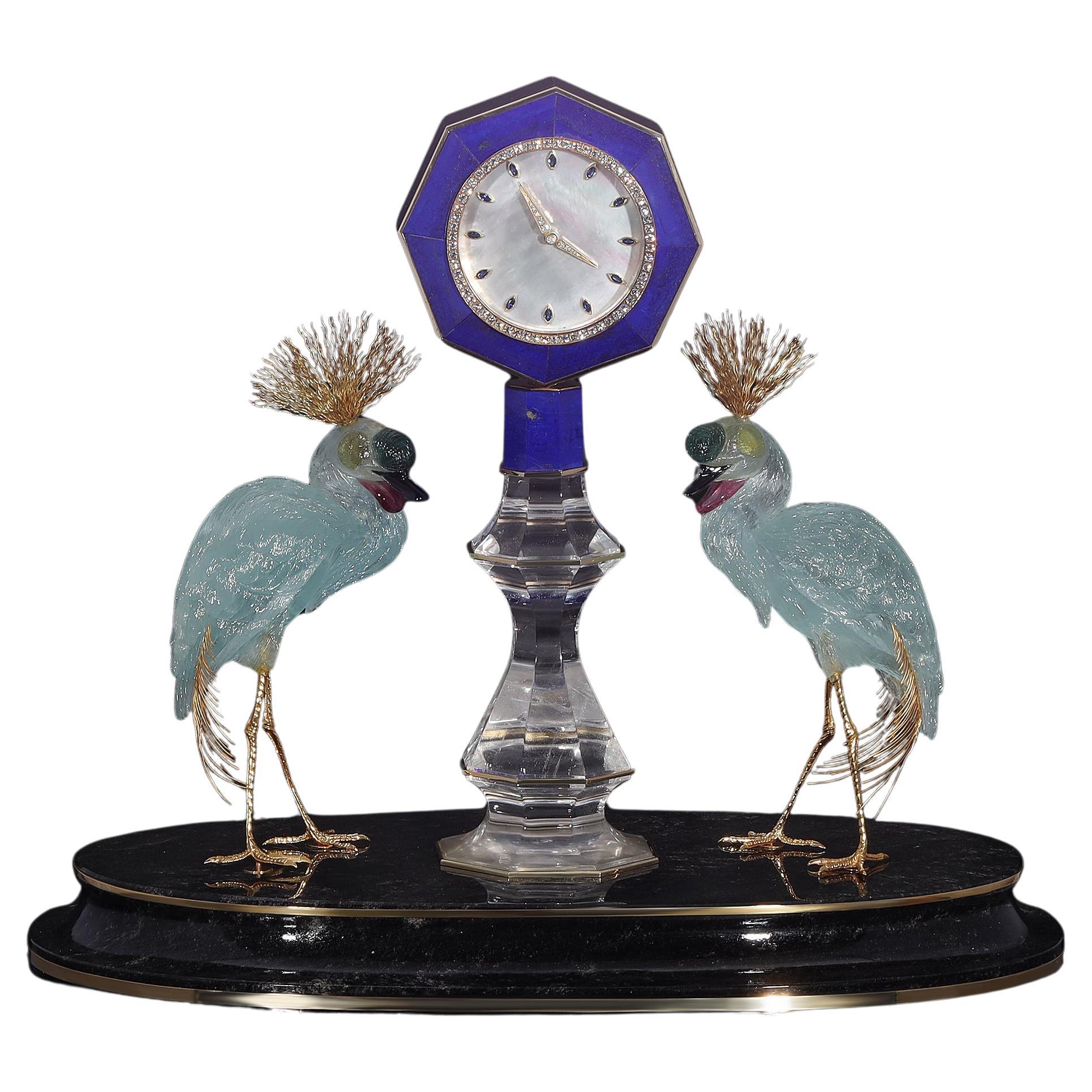 Edelstein Fine Art Sculptured Clock, Aquamarin Saphir Schnitzereien Diamant