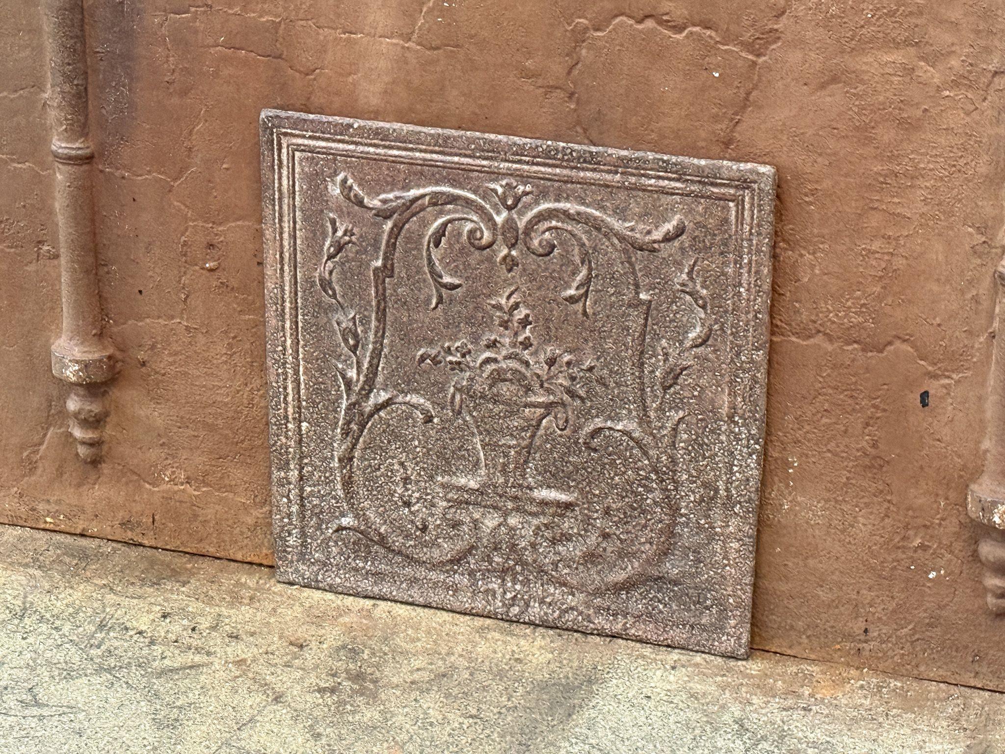Cast Neoclassical 'Flower Basket' Fireback / Backsplash, Early 19th Century For Sale