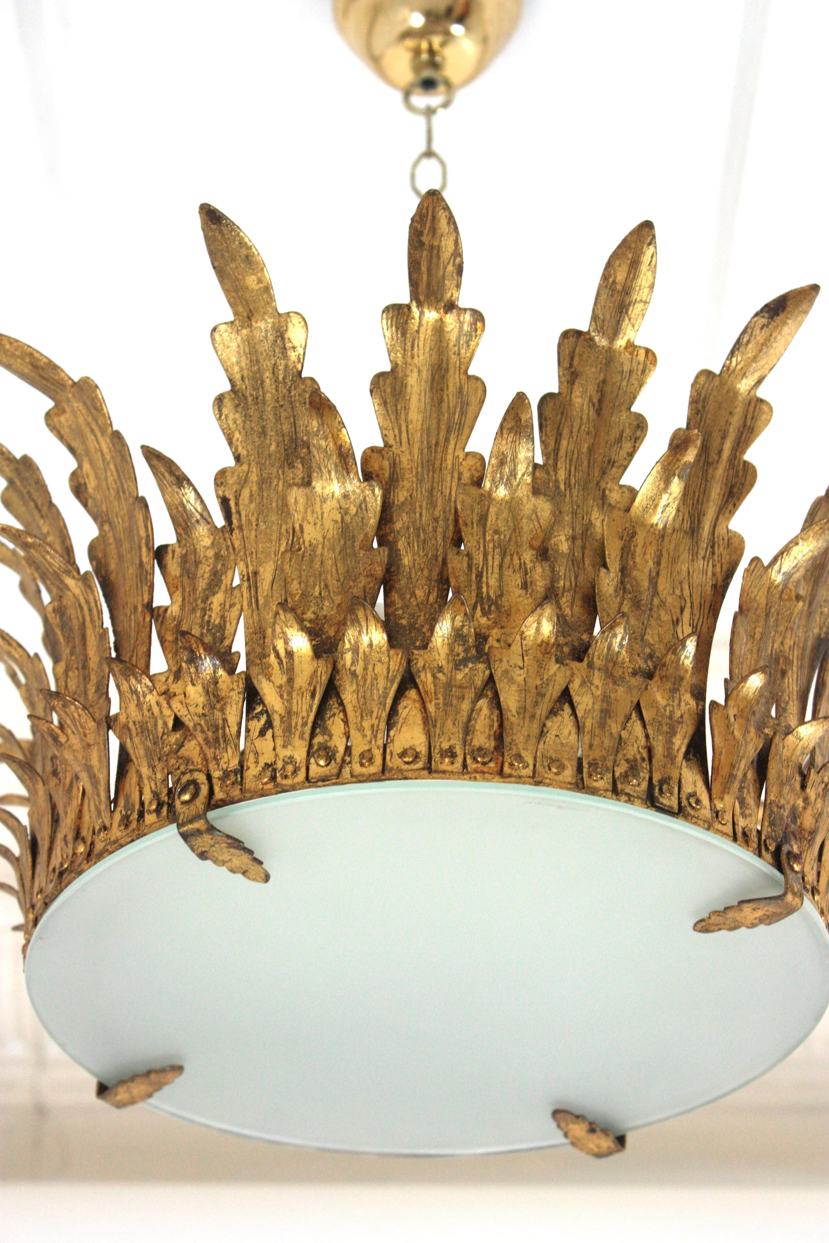 Neoclassical Foliage Sunburst Crown Ceiling Light Fixture / Chandelier For Sale 9
