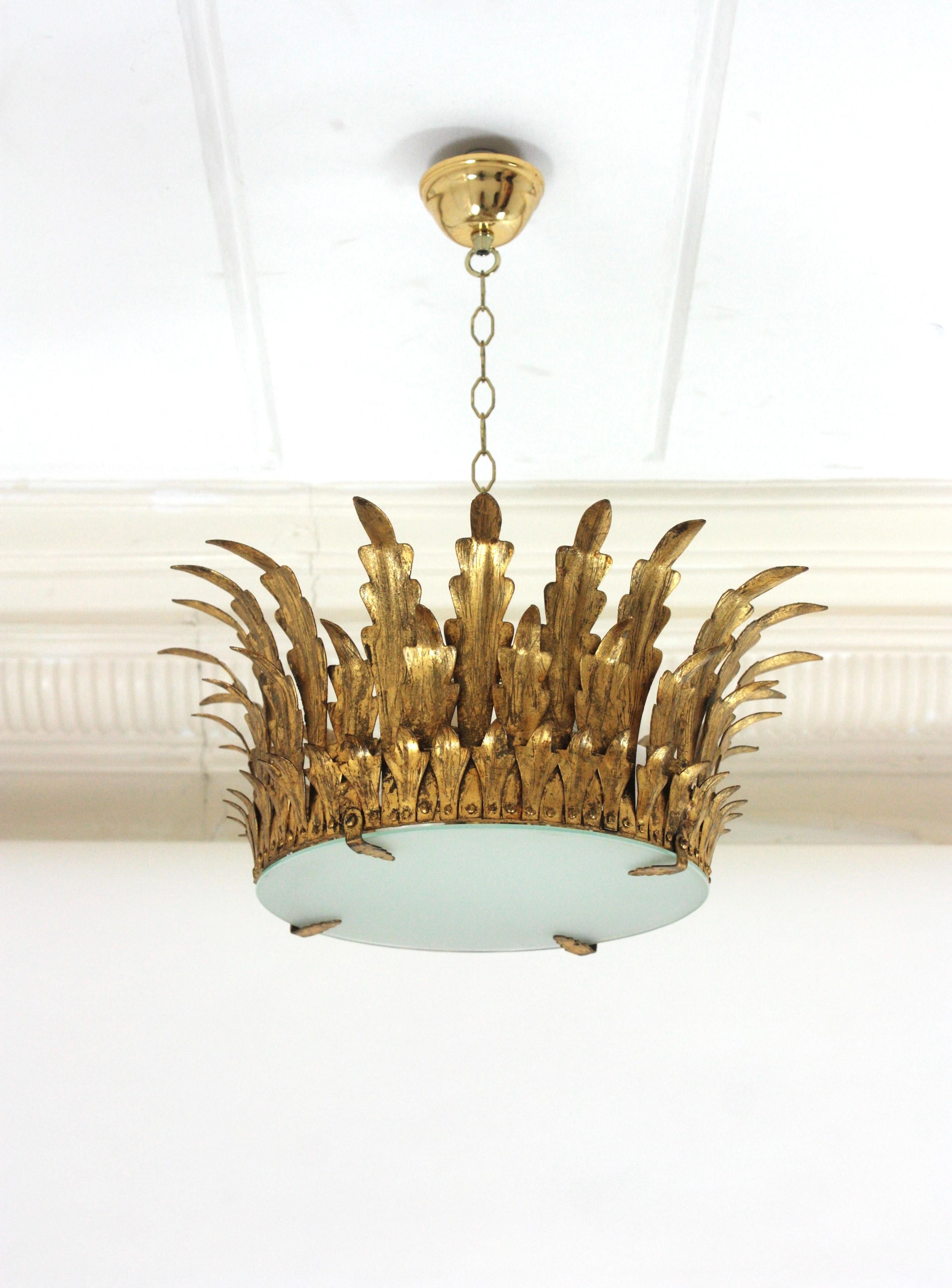 Neoclassical Foliage Sunburst Crown Ceiling Light Fixture / Chandelier In Good Condition For Sale In Barcelona, ES