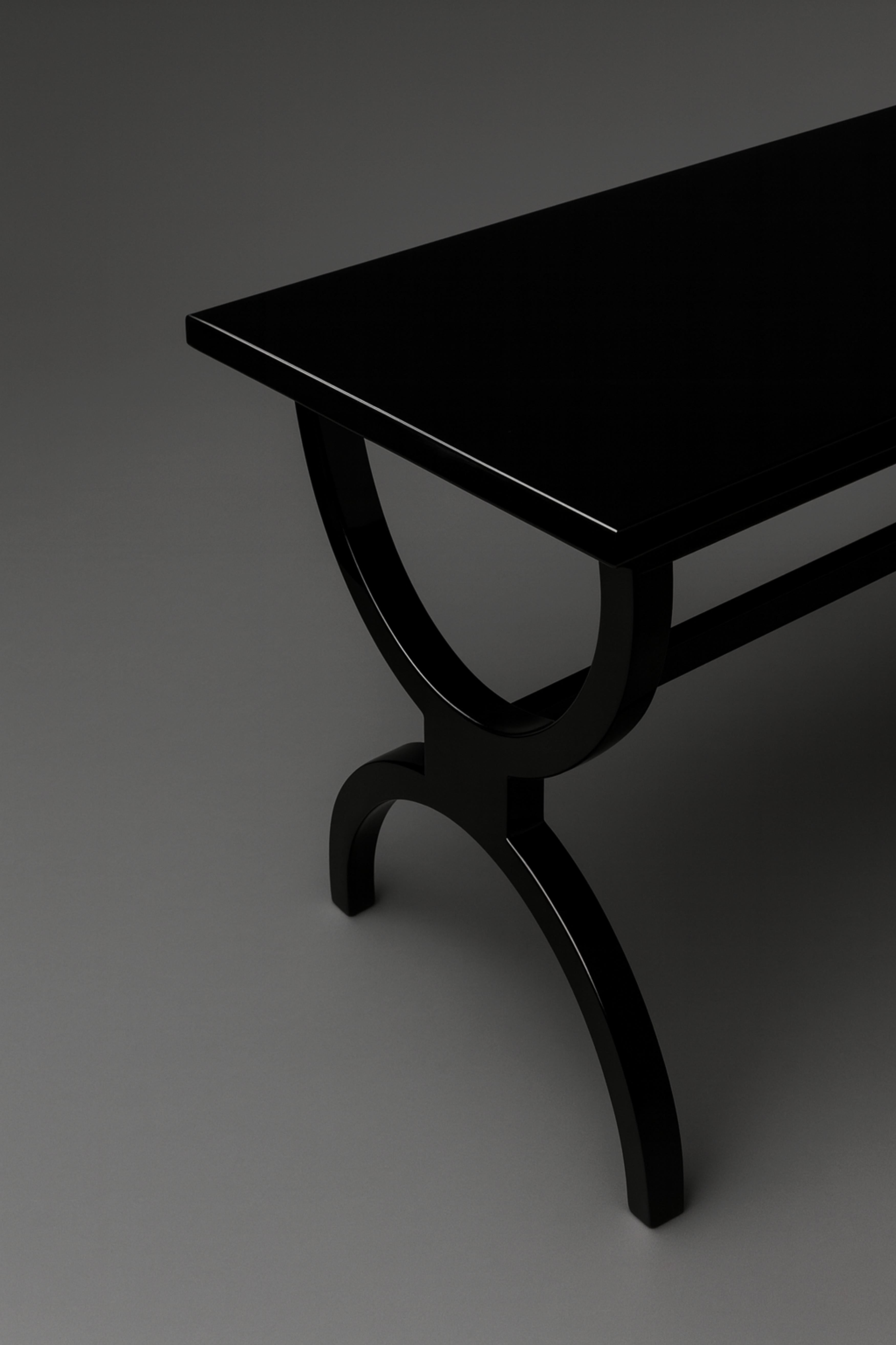 Neoclassical French Black Lacquer Center Table, 20th Century For Sale 2