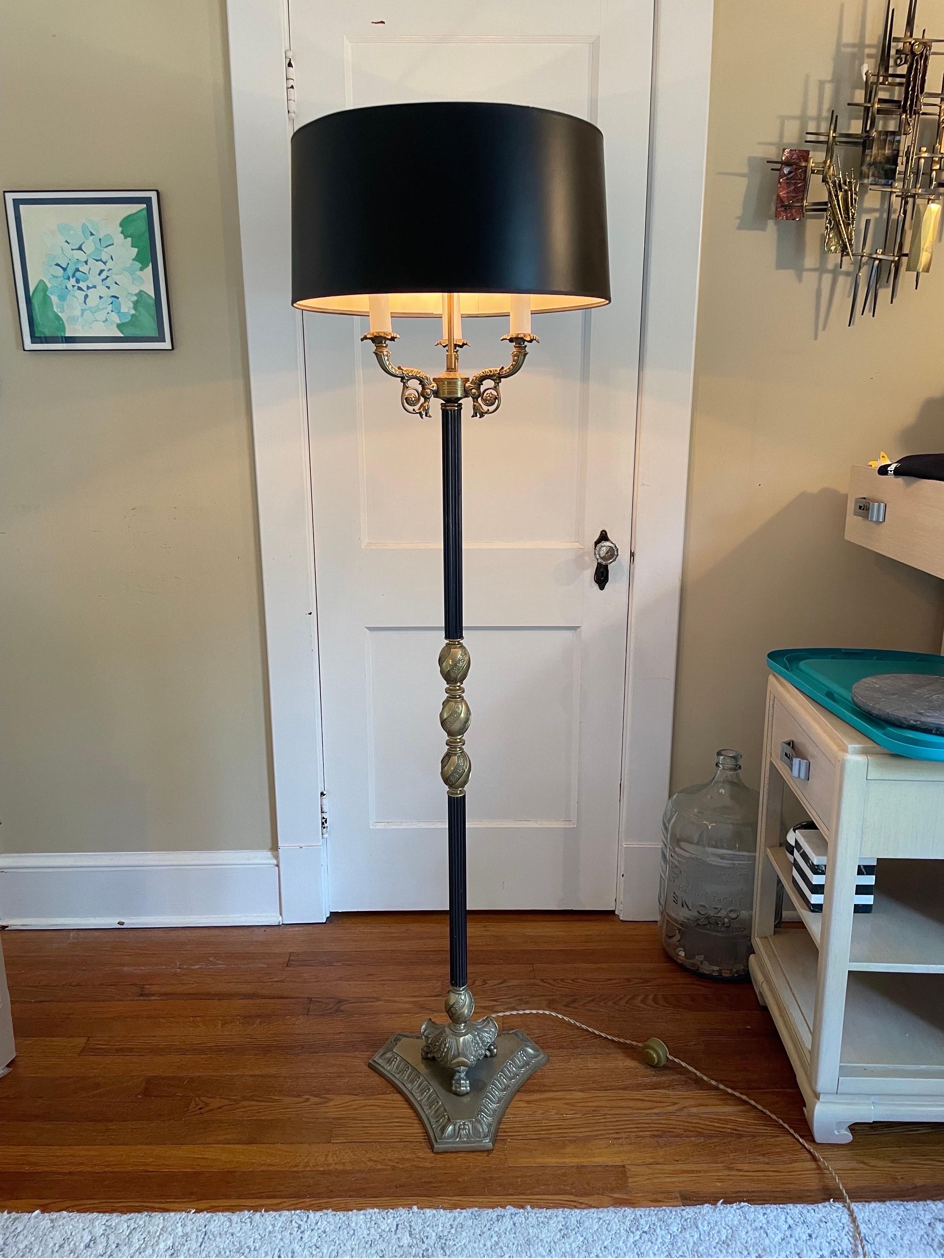 Neoclassical French Bronze/Brass Bouillotte Floor Lamp In Good Condition For Sale In W Allenhurst, NJ