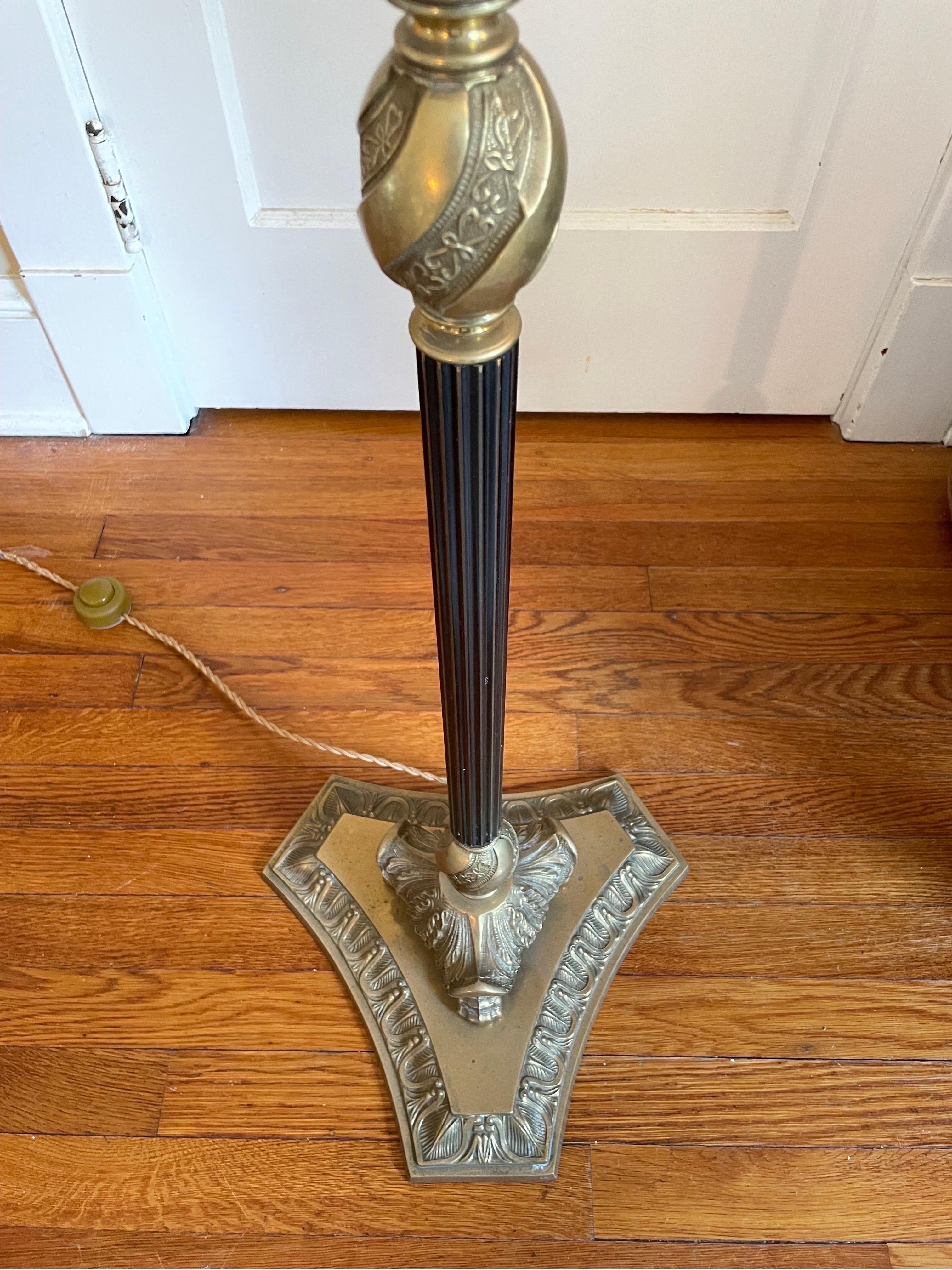 Neoclassical French Bronze/Brass Bouillotte Floor Lamp For Sale 1