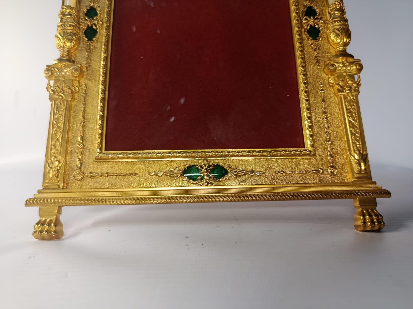 Bronze Neoclassical French Photo Frame, circa 1900 For Sale