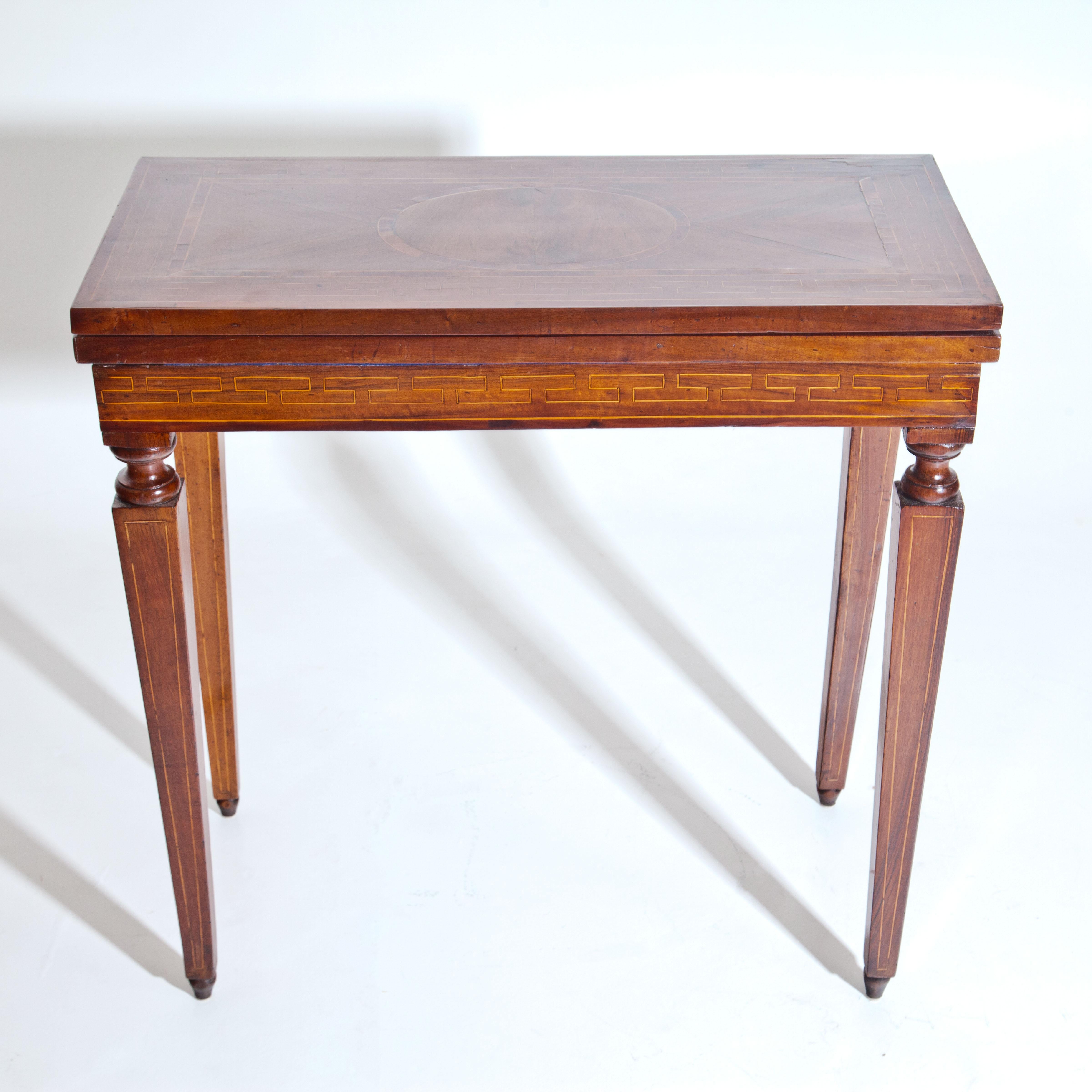 Neoclassical Game Table, Italy, circa 1800 In Good Condition In Greding, DE
